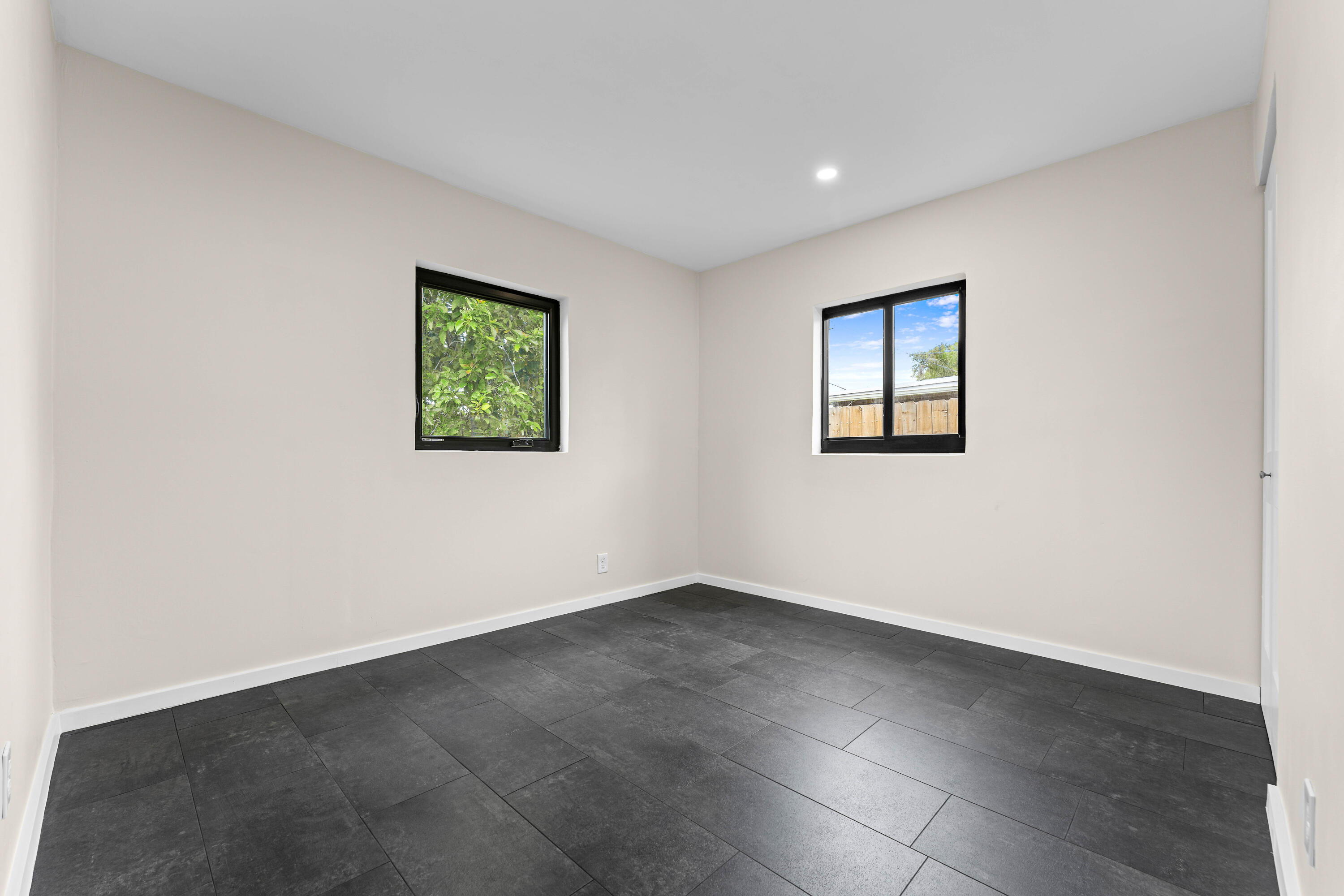 COLLIER ESTATES 1ST ADD - Residential