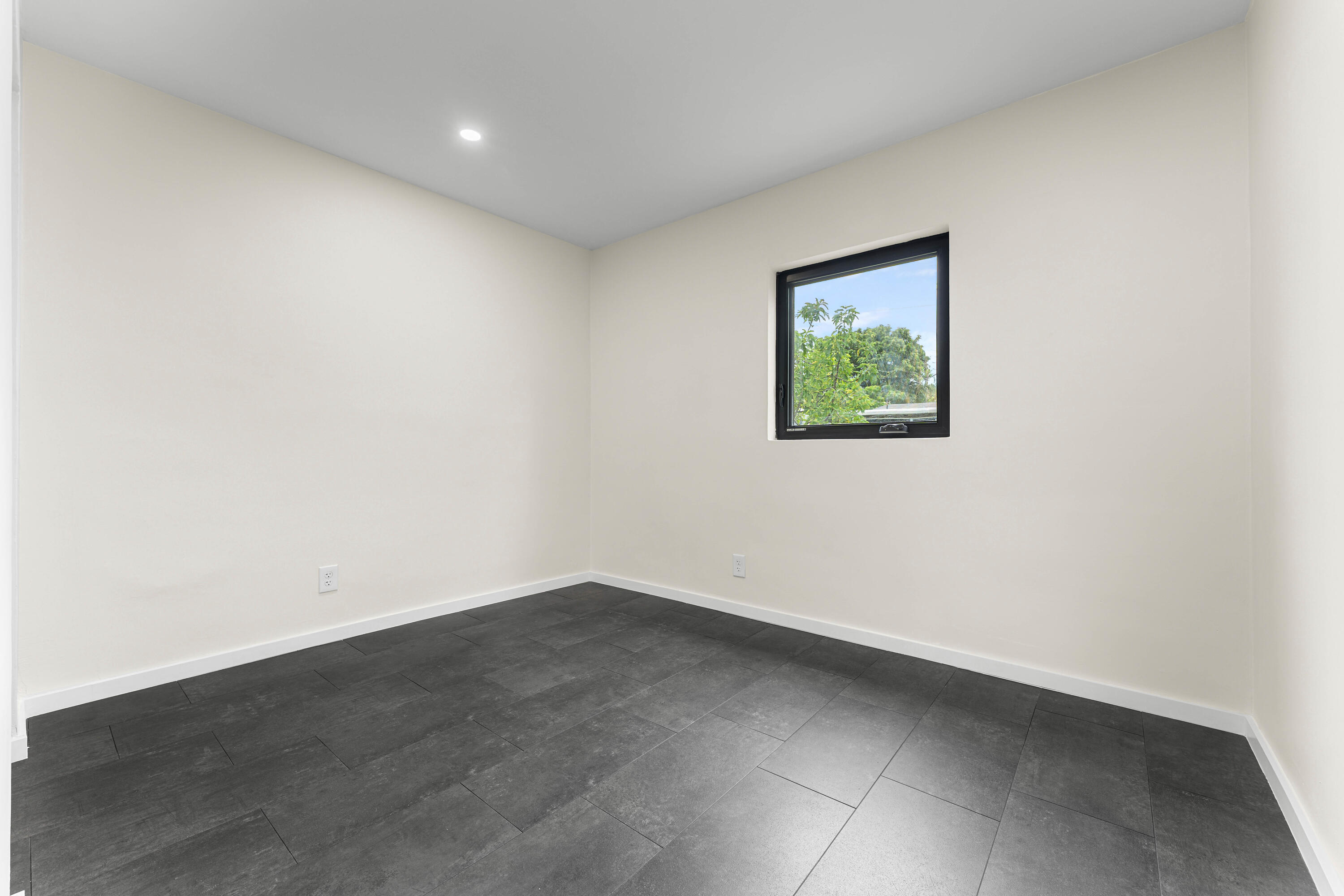 COLLIER ESTATES 1ST ADD - Residential