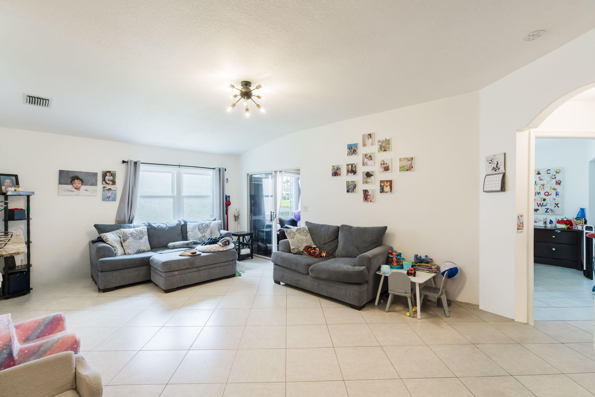 BOYNTON LAKES 6 - Residential