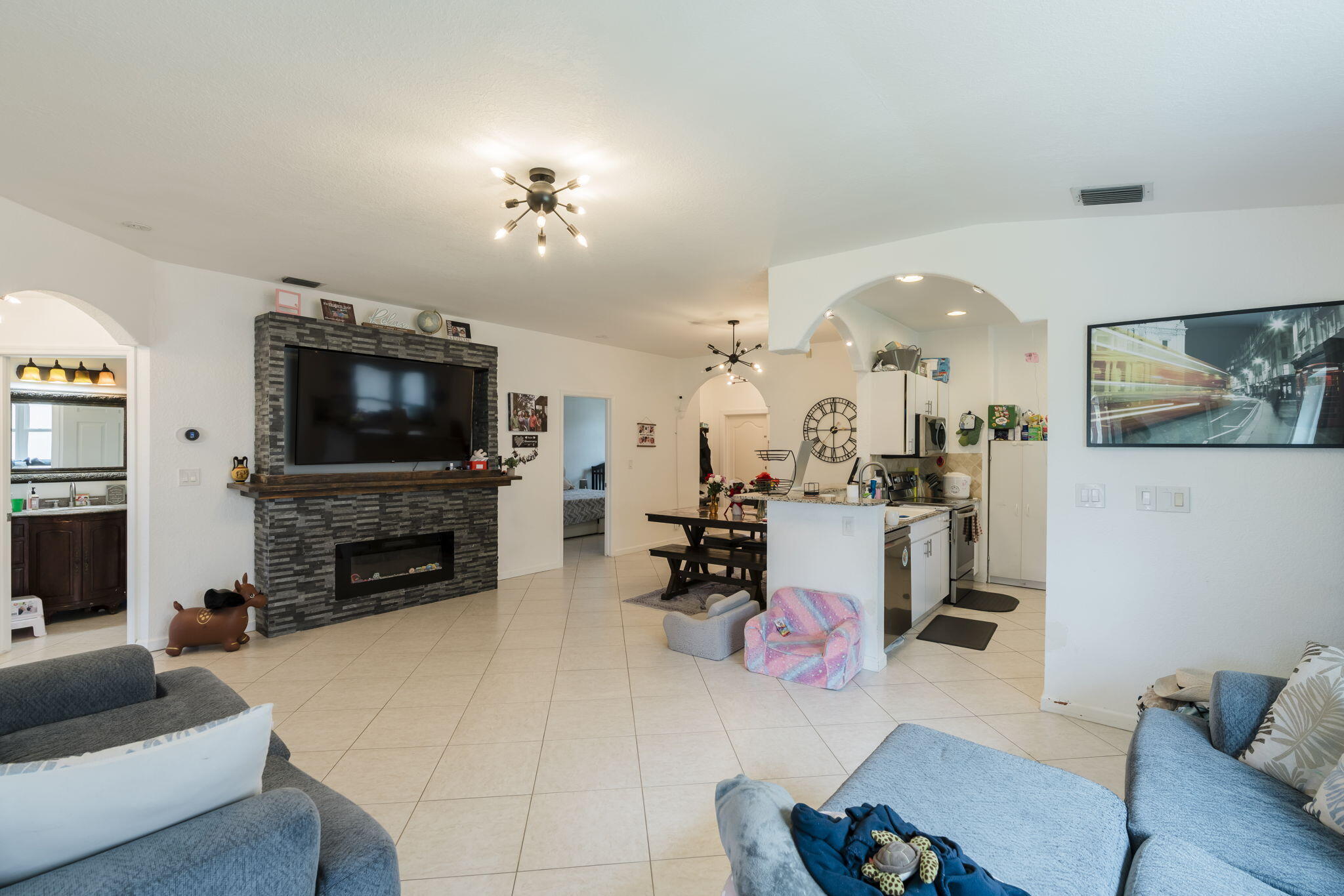 BOYNTON LAKES 6 - Residential