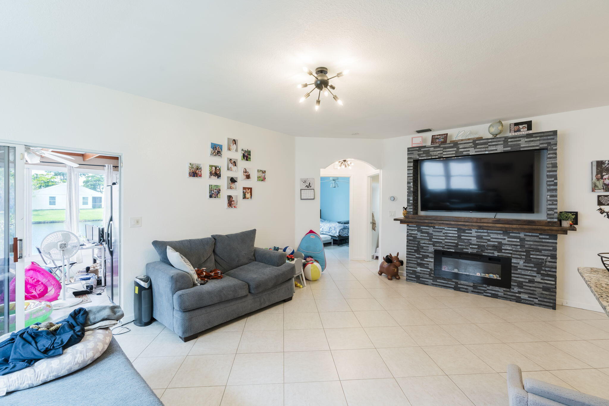 BOYNTON LAKES 6 - Residential