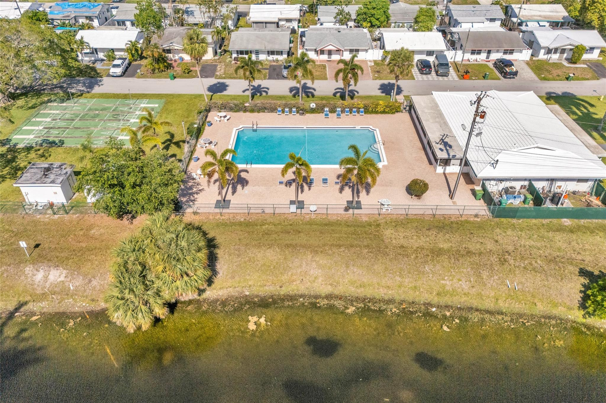 TAMARAC LAKES SECOND SEC - Residential Lease