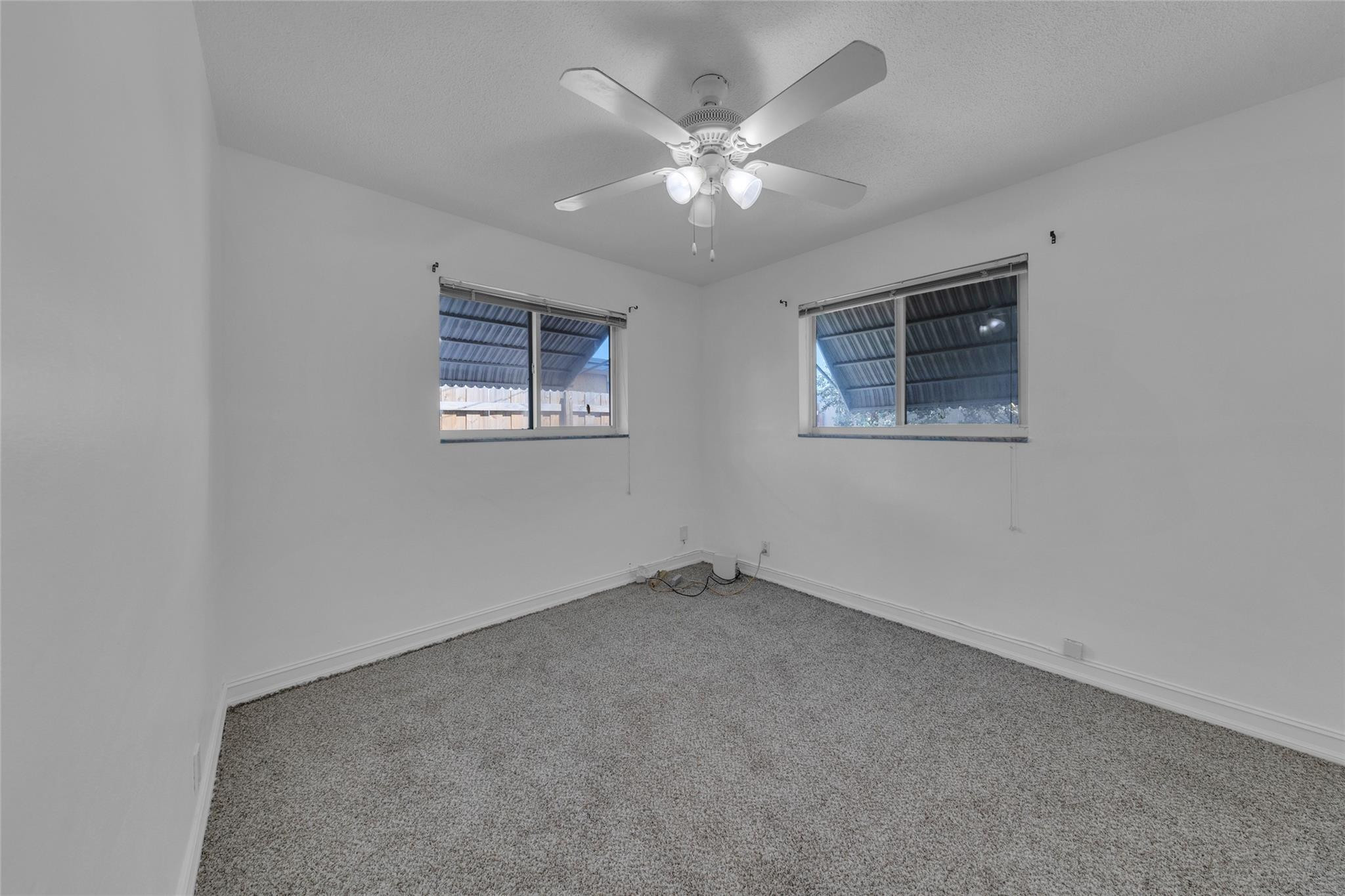 TAMARAC LAKES SECOND SEC - Residential Lease