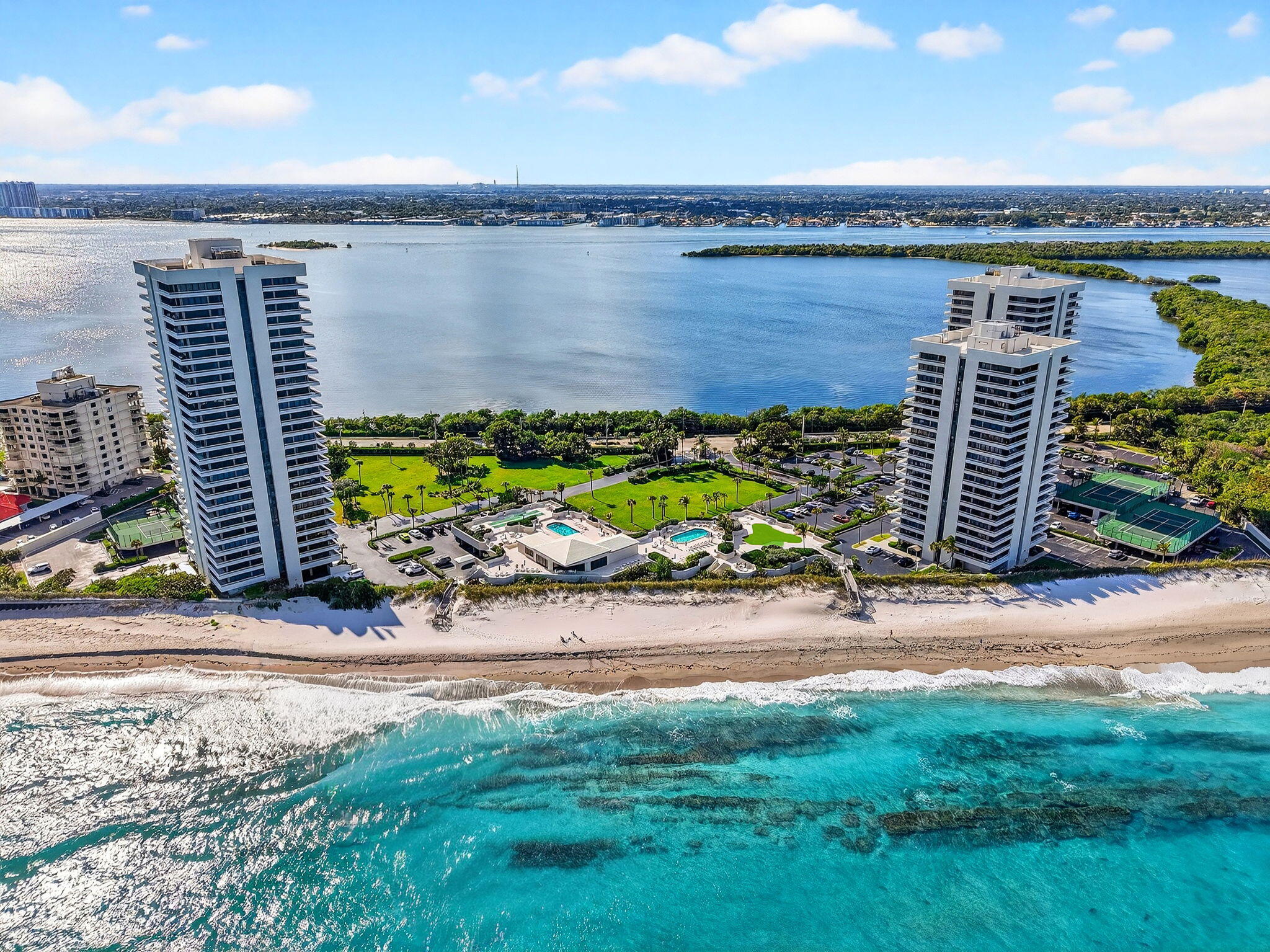 WATER GLADES CONDO - Residential