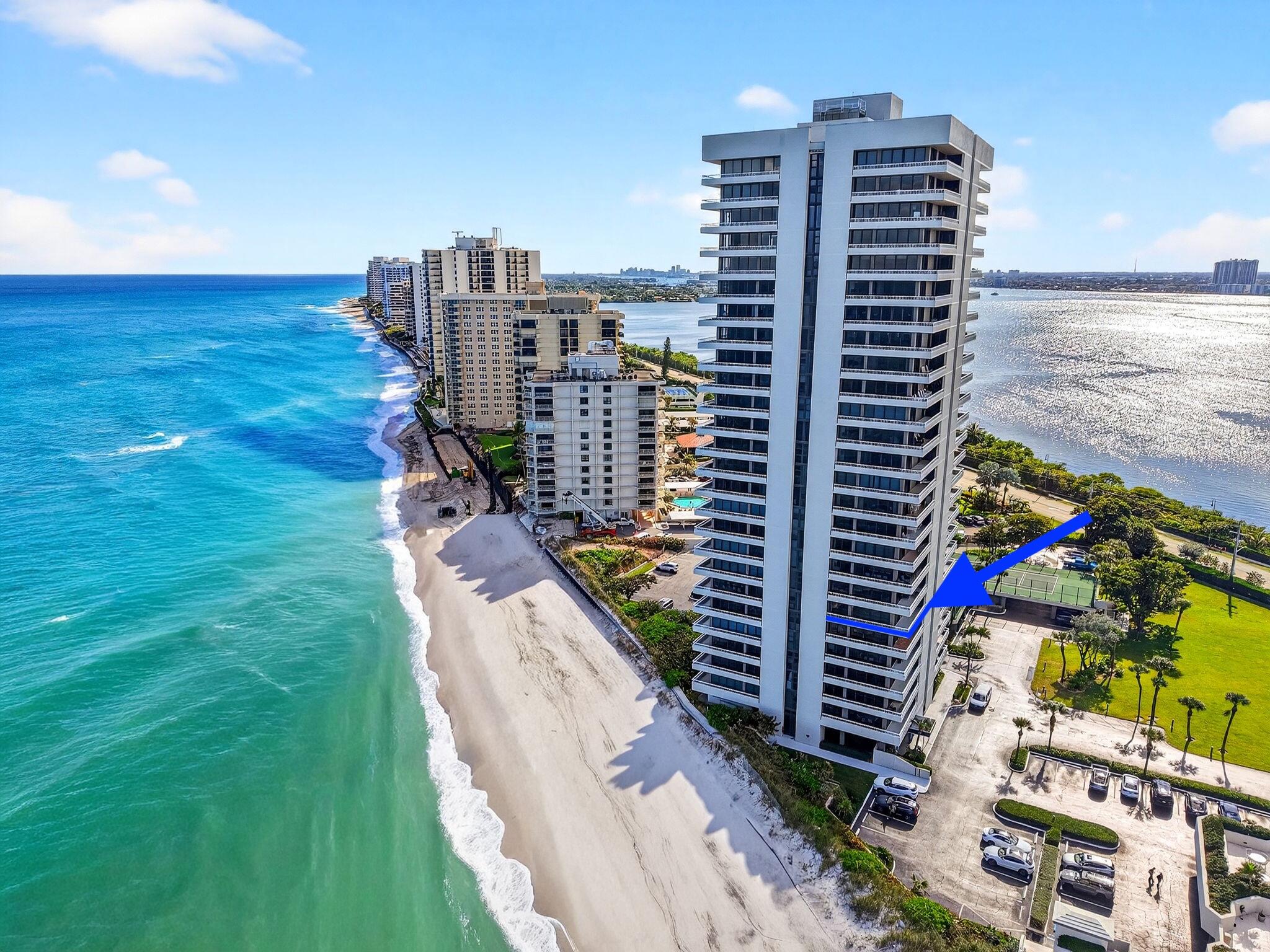 WATER GLADES CONDO - Residential
