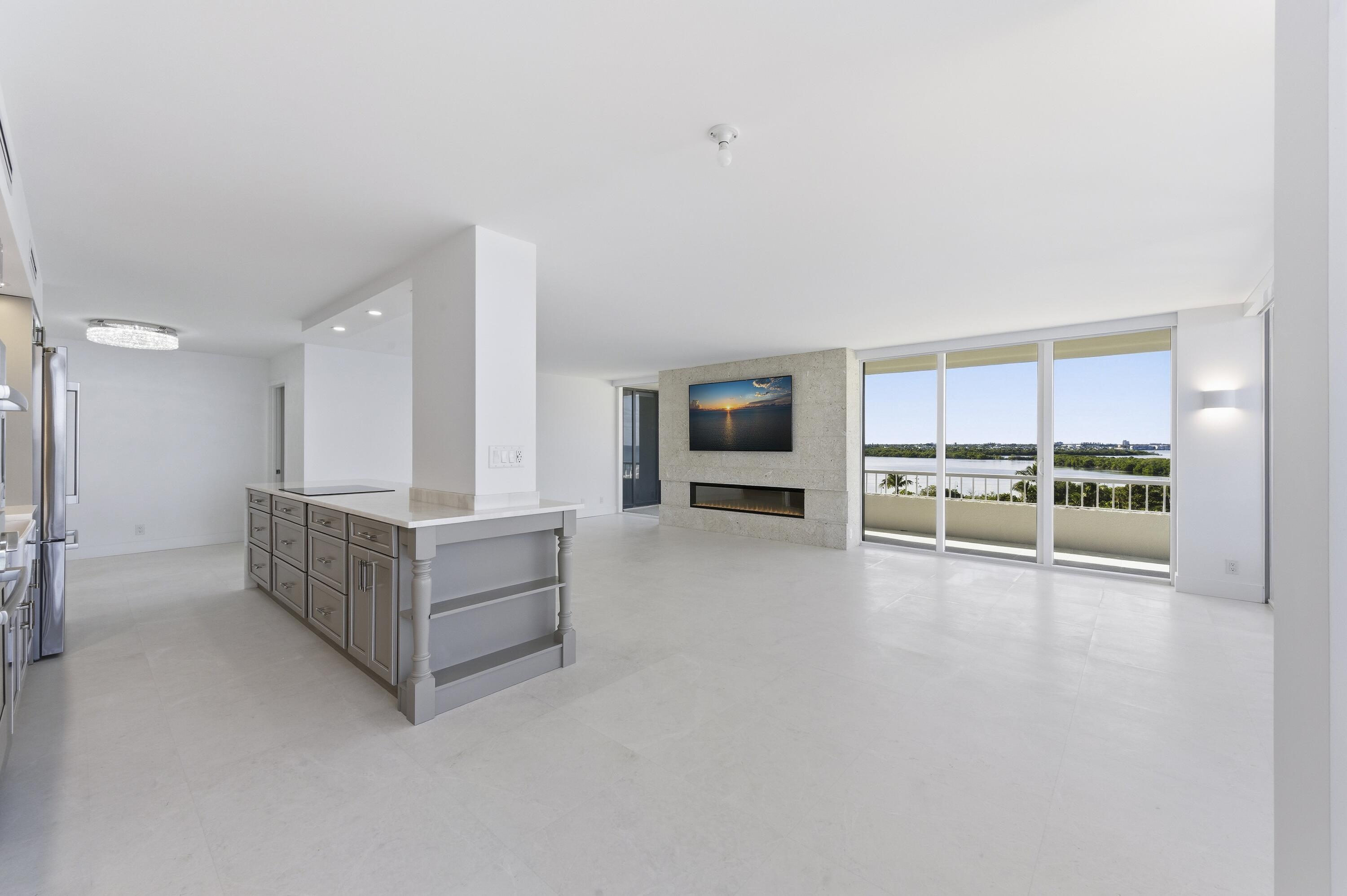 WATER GLADES CONDO - Residential