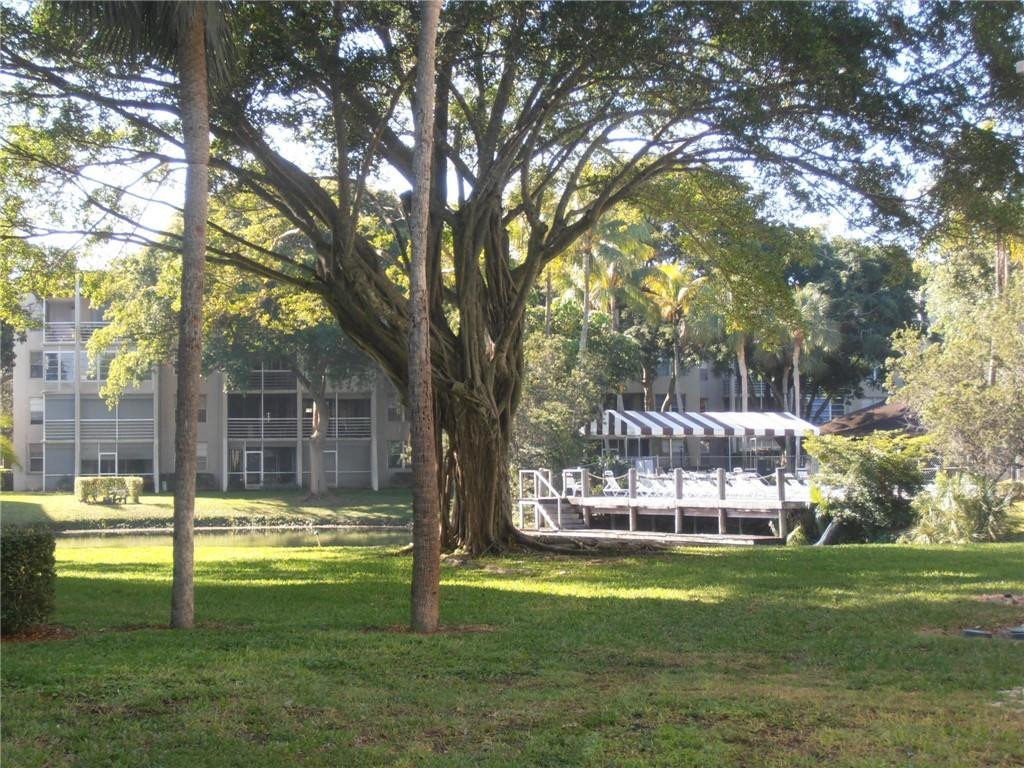 POINCIANA 6 OF PINE ISLAND RIDGE - Residential