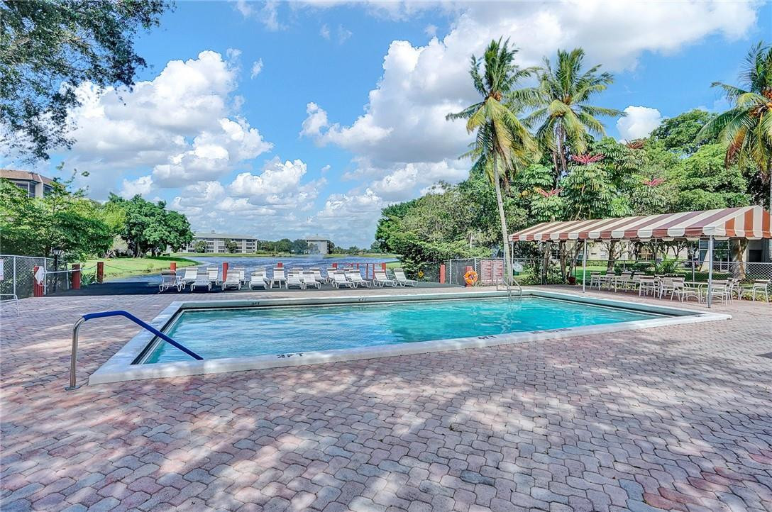 POINCIANA 6 OF PINE ISLAND RIDGE - Residential