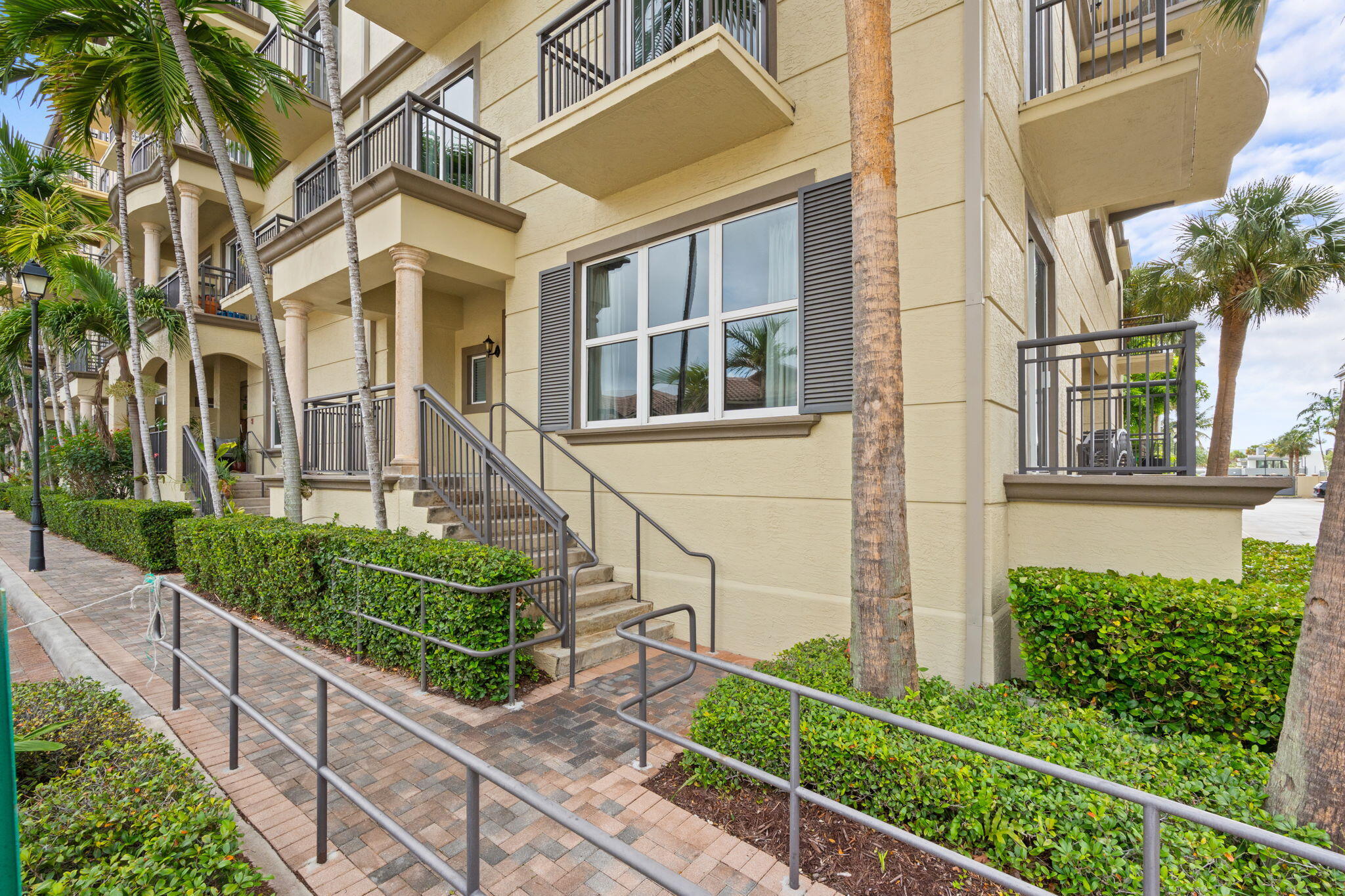 I am pleased to present an exceptional opportunity to own a rare 2-bedroom, 2.5-bath end-corner townhome in a sought-after gated community in the heart of Wilton Manors. As one of only eight residences of its kind, this home features a spacious loft perfect for a home office or guest room. The entire unit is flooded with natural light.  A standout feature of this residence is its four private balconies, offering a unique indoor-outdoor lifestyle. The property also includes the security of a gated entrance and the convenience of underground covered garage parking, complete with an electric vehicle charging station.  The unit also comes with an exceptionally large private storage.  The community has recently completed extensive capital improvements, including a new roof, pool and more.