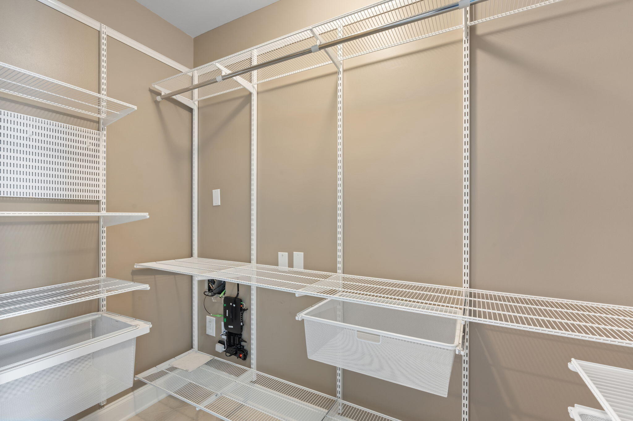 WILTON STATION RES CONDO - Residential