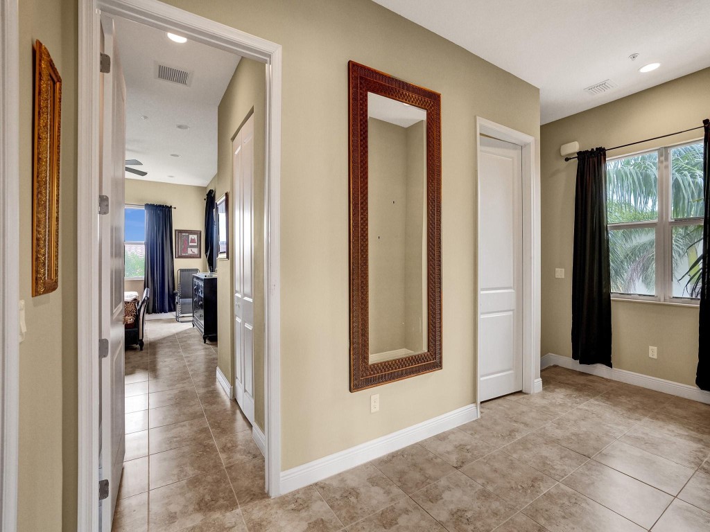 Centra Falls - Residential