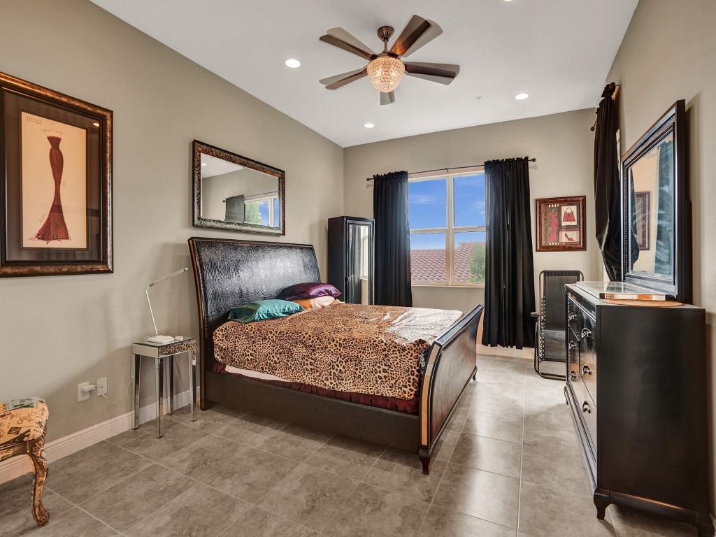 Centra Falls - Residential