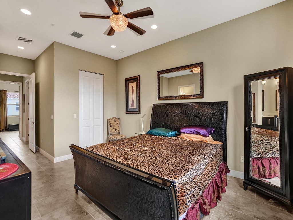Centra Falls - Residential