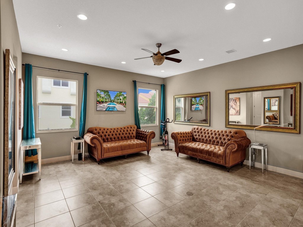Centra Falls - Residential