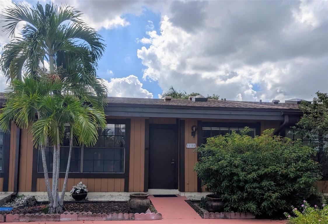 THIS IS A MUST SEE... UPGRADED 2 BEDROOM 2 BATH LAKEFRONT VILLA IN CEDARWOODS!  *** THE LOFT IS A GREAT EXTRA AREA THAT CAN BE USED FOR AN OFFICE, GUEST SPACE OR STORAGE!  *** BRAND NEW ROOF IN 2025!  *** NEW EAT IN DESIGNER KITCHEN! *** UPGRADED MASTER BATH!  *** NEW UPGRADED VINYL FLOORING IN THE BEDROOMS, TILE EVERYWHERE ELSE, NO CARPET!  *** NEWER A/C!  *** THE LIGHT AND BRIGHT LIVING AREA WITH SOARING CEILINGS OPEN UP TO A LARGE PRIVATE PATIO WITH PEACEFUL VIEWS OF THE WATER, GREAT FOR ENTERTAINING OR JUST RELAXING! WELL MAINTAINED COMMUNITY WITH LOW HOA FEES AND TOP RATED SCHOOLS!  CLOSE TO ALL SHOPPING, RESTAURANTS, MEMORIAL HOSPITAL, CB SMITH PARK... AND MORE!