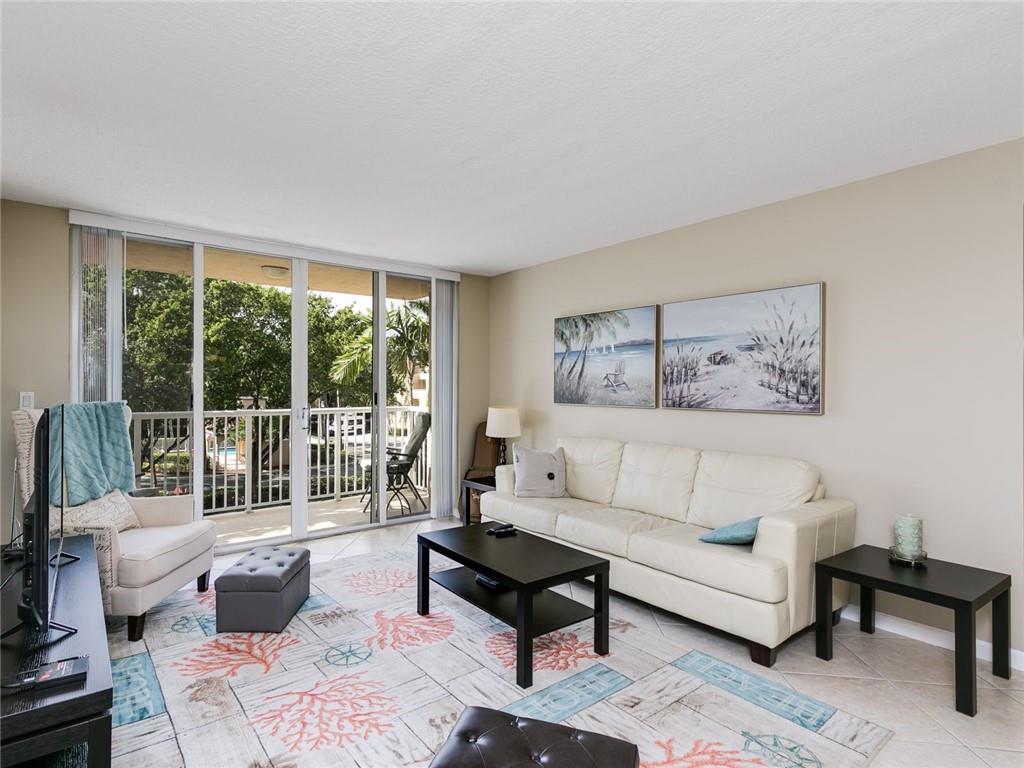 SHERIDAN BEACH CLUB - Residential