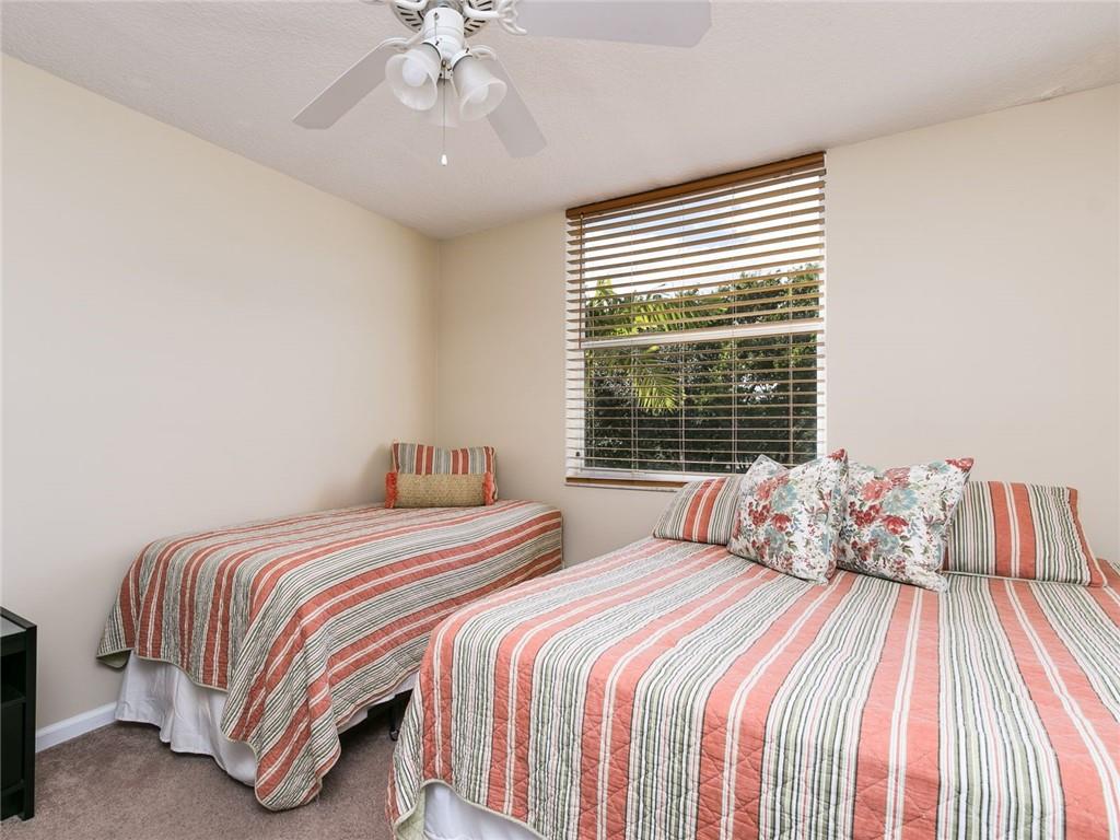 SHERIDAN BEACH CLUB - Residential