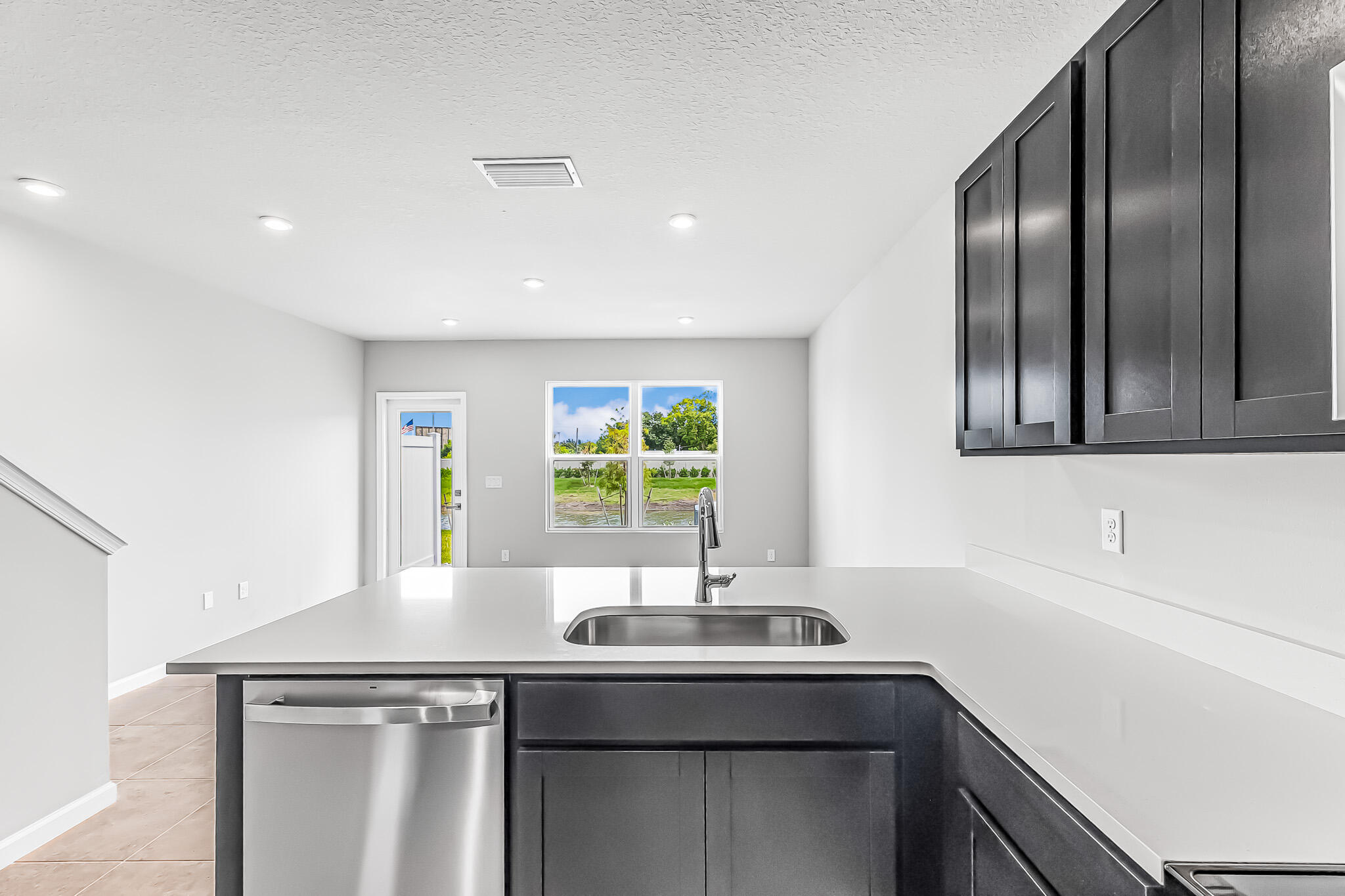 METES AND BOUNDS - Residential Lease