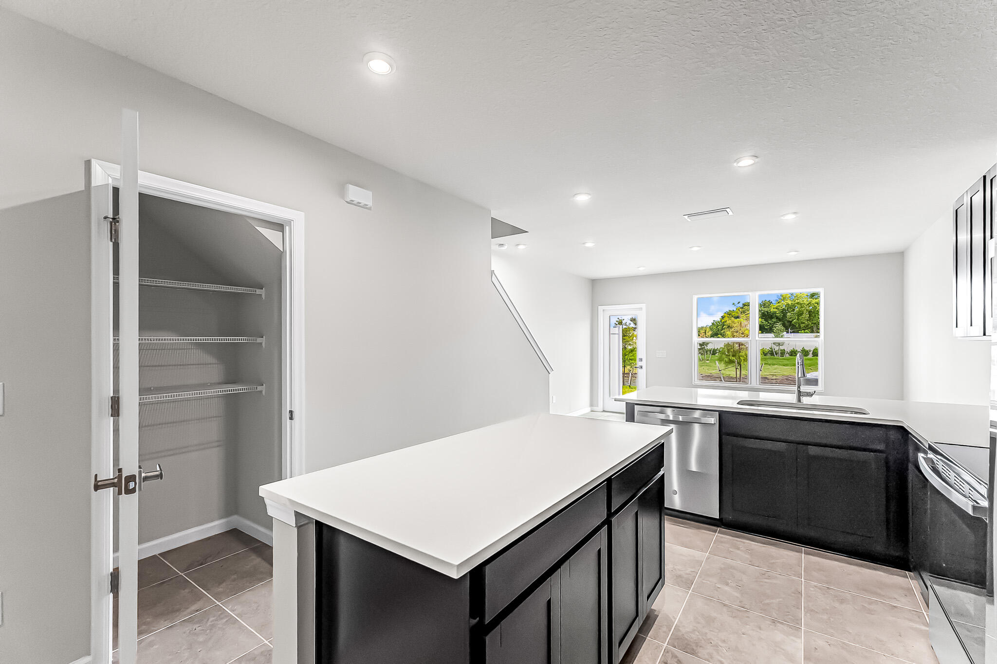 METES AND BOUNDS - Residential Lease