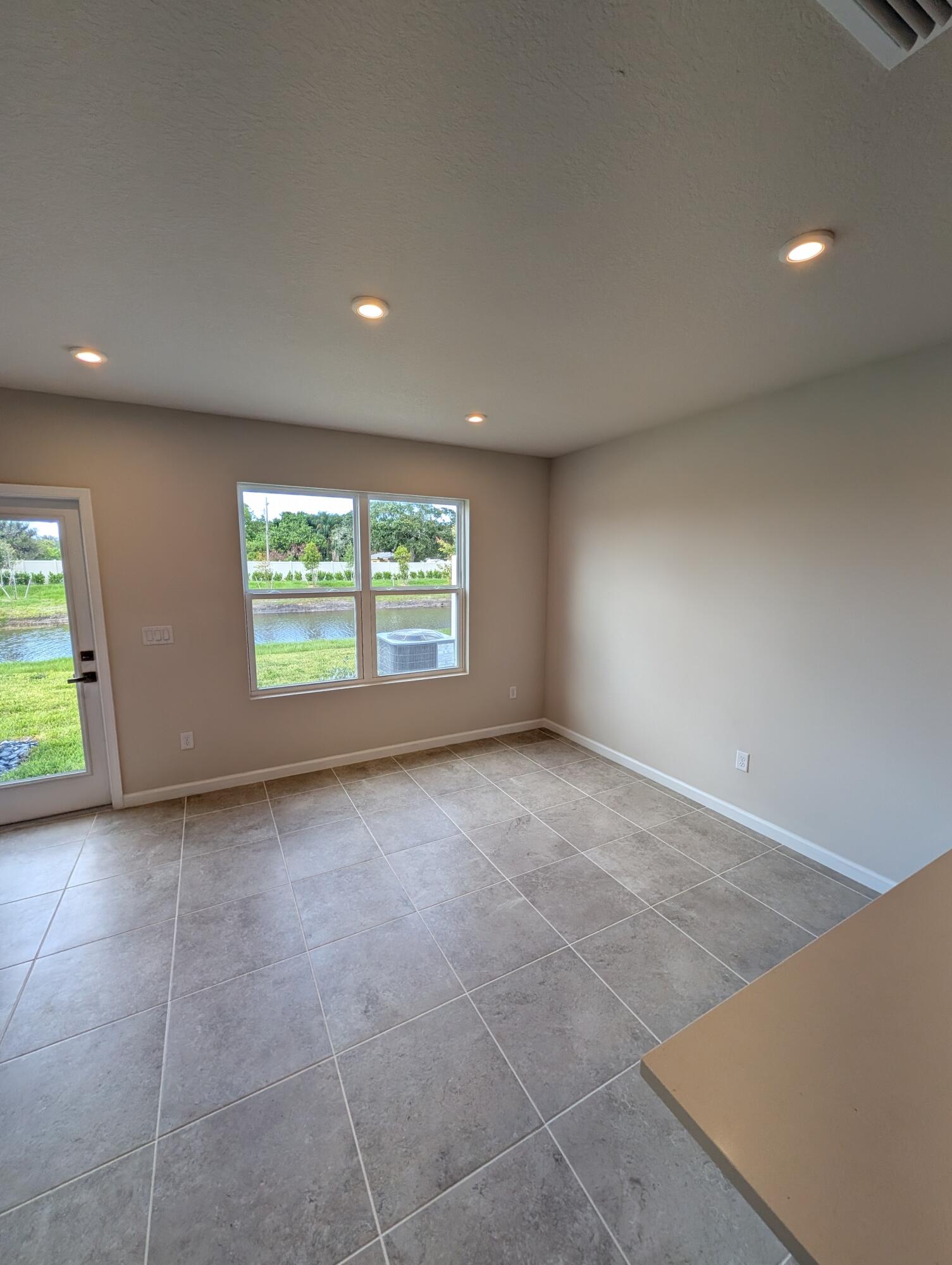 METES AND BOUNDS - Residential Lease
