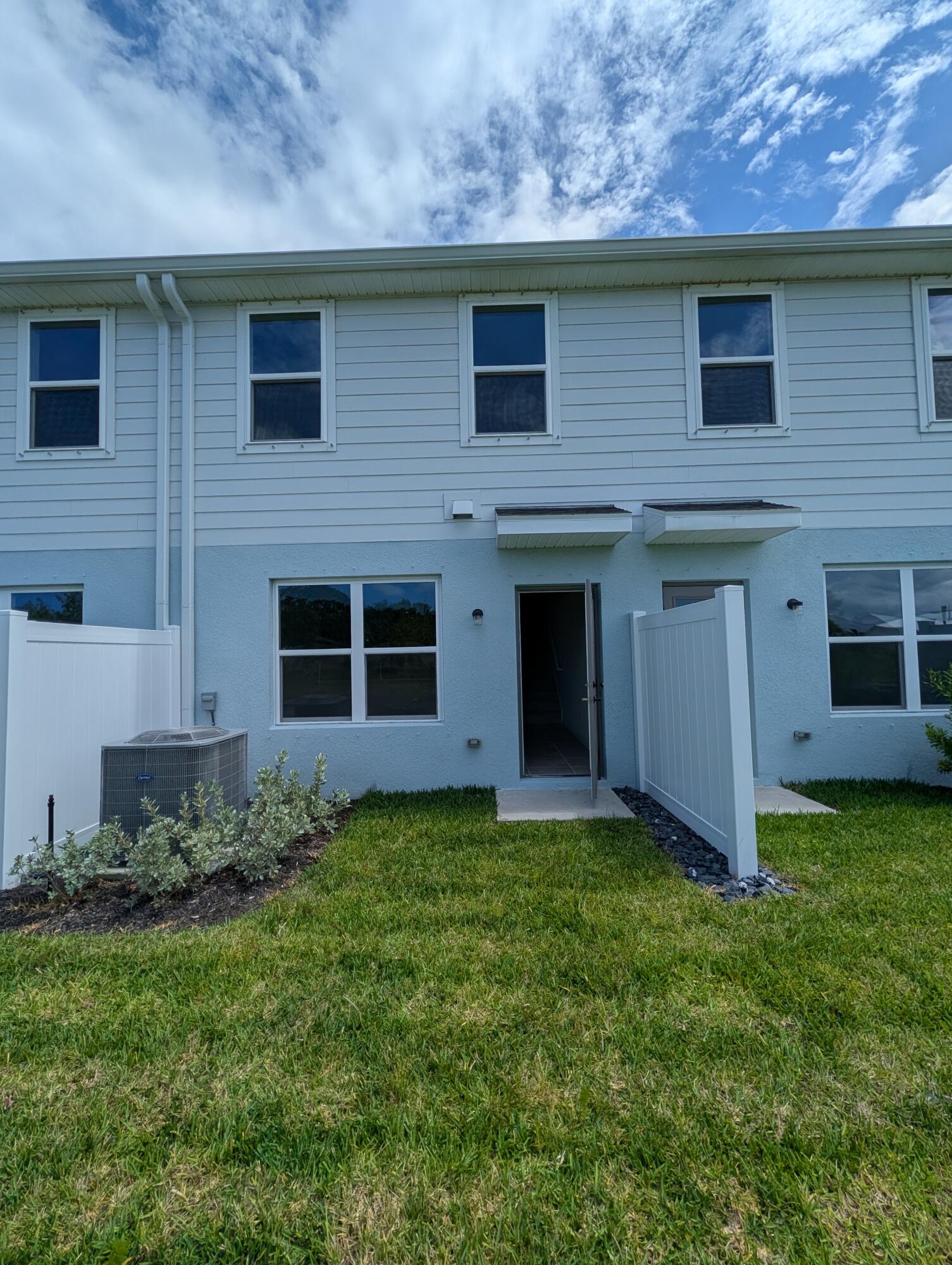 METES AND BOUNDS - Residential Lease