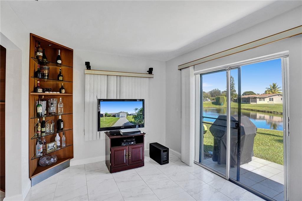 Delray Villas - Residential