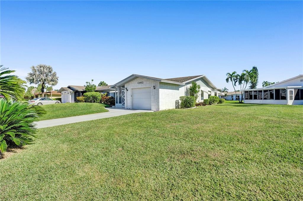 Delray Villas - Residential