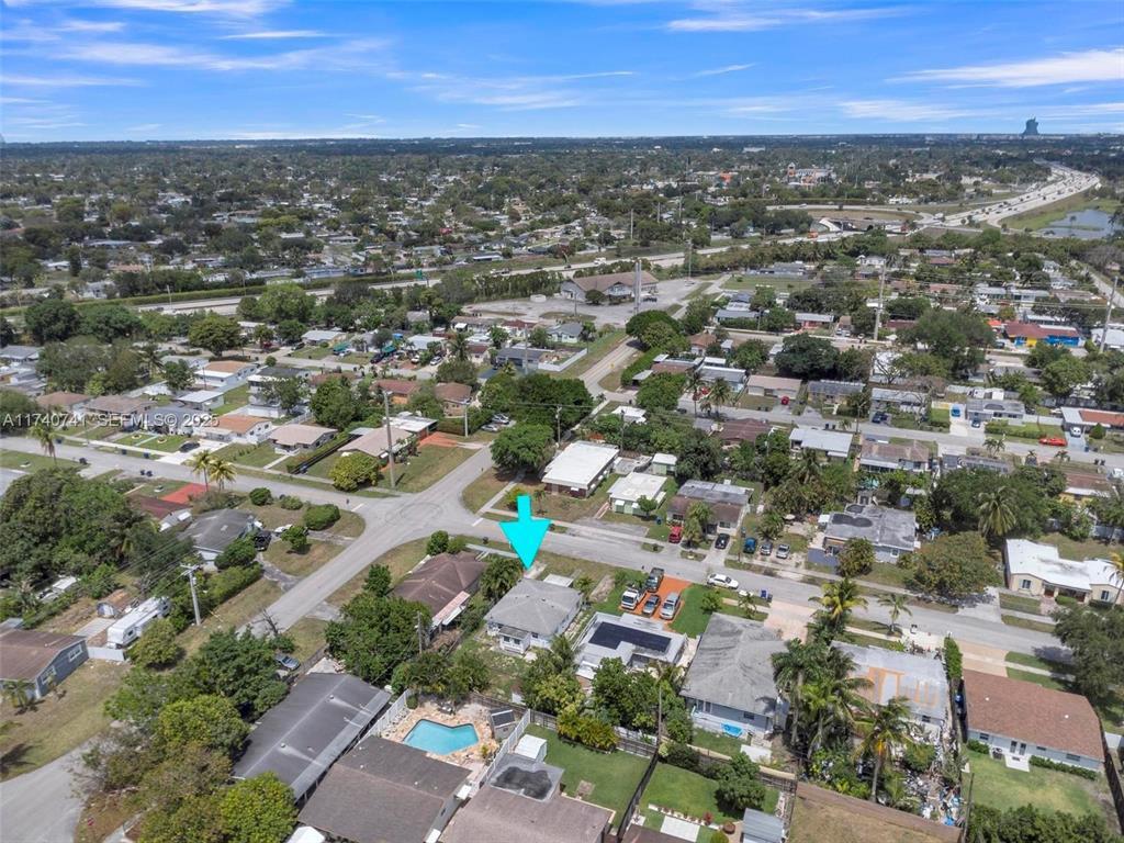 BEVERLY PARK - Residential Lease
