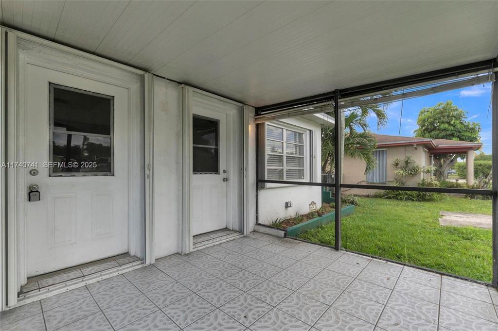BEVERLY PARK - Residential Lease