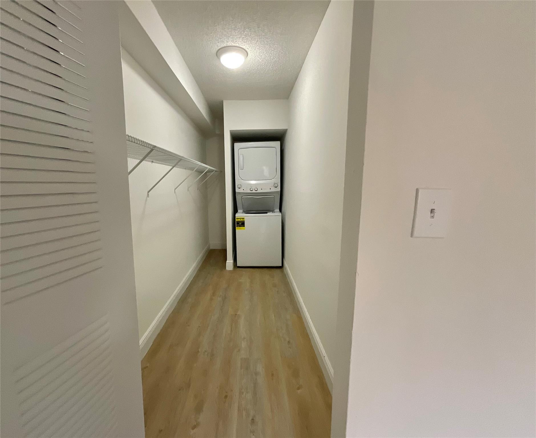 BLUE FONTAINE TRACT - Residential Lease