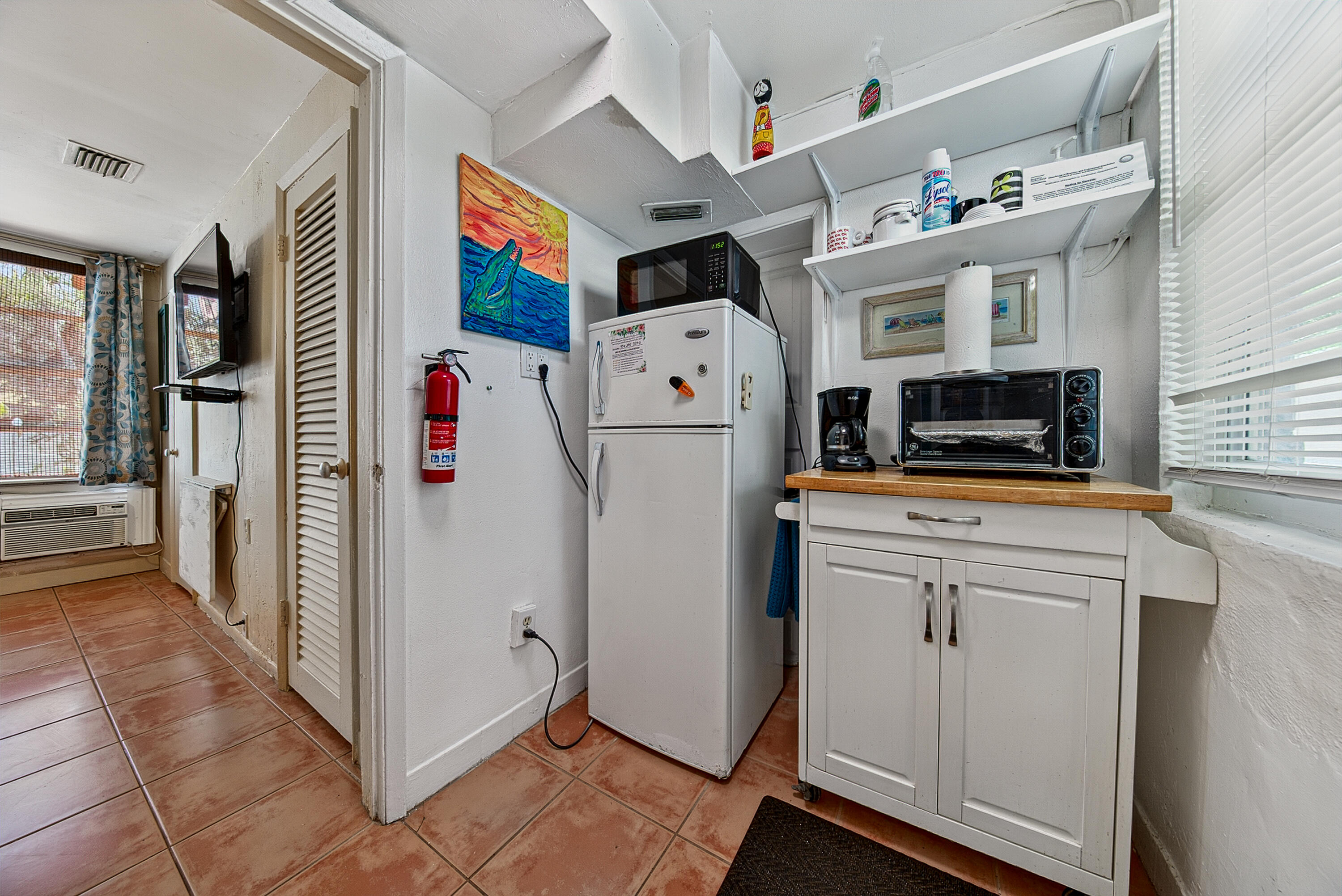 LAUDERDALE BEACH - Residential Income