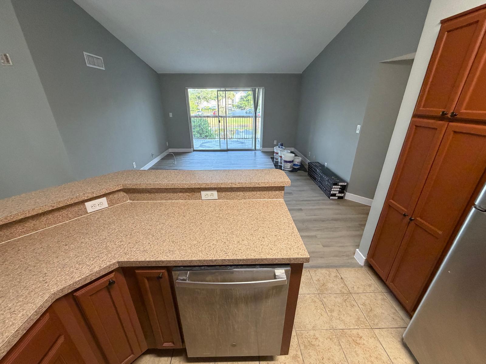 SOUTH PALM PLACE CONDO - Residential Lease