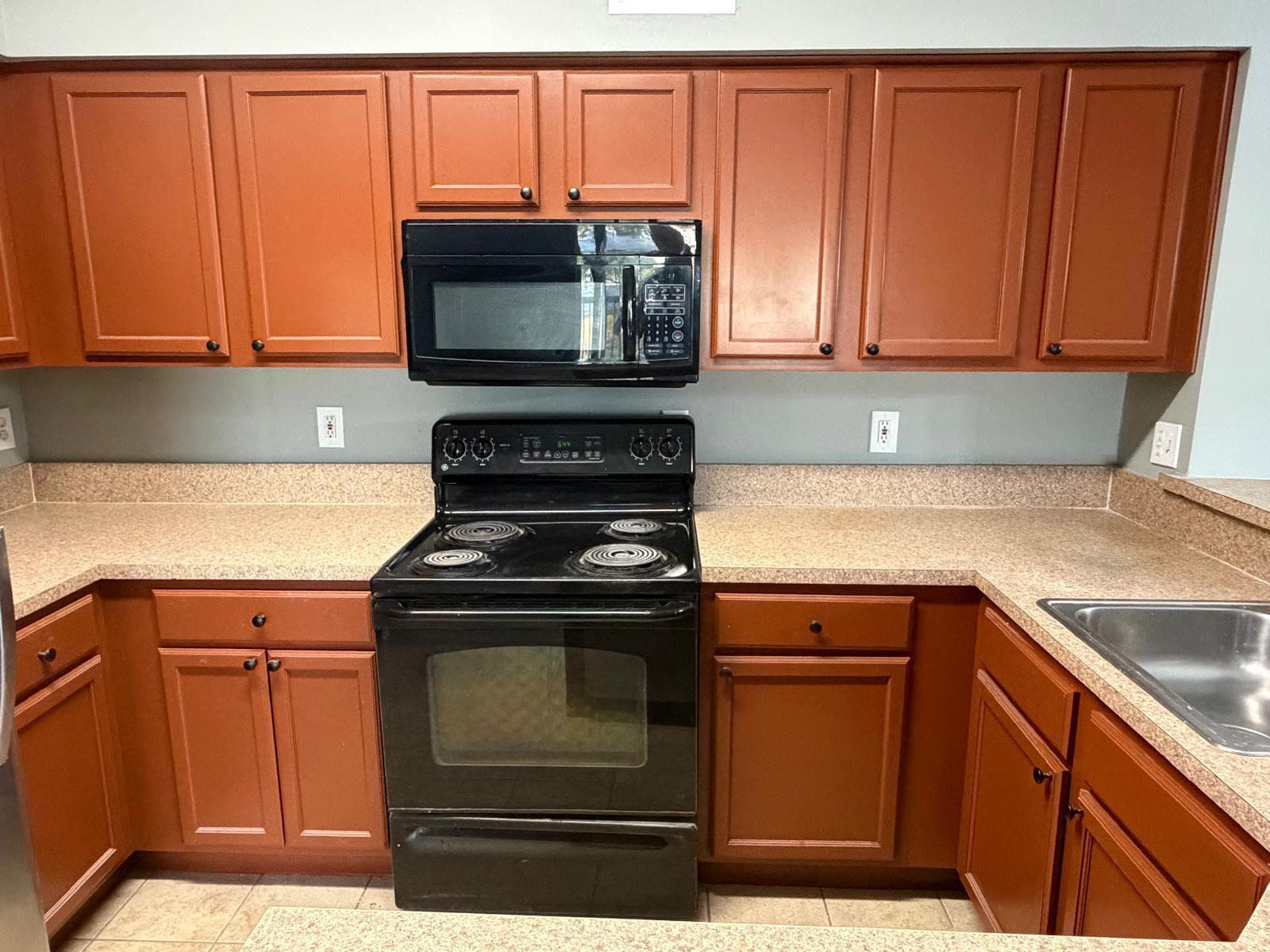 SOUTH PALM PLACE CONDO - Residential Lease