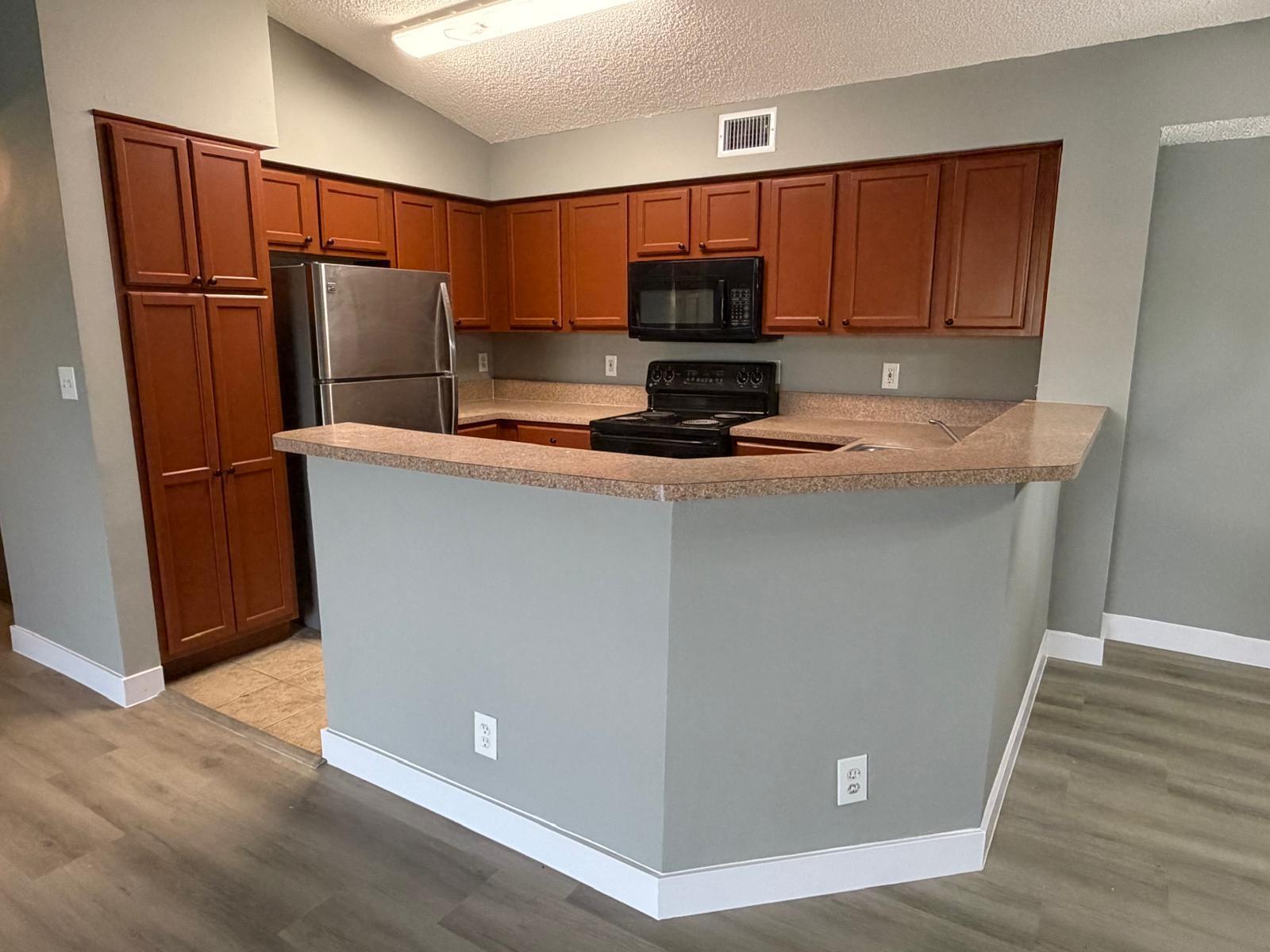 SOUTH PALM PLACE CONDO - Residential Lease