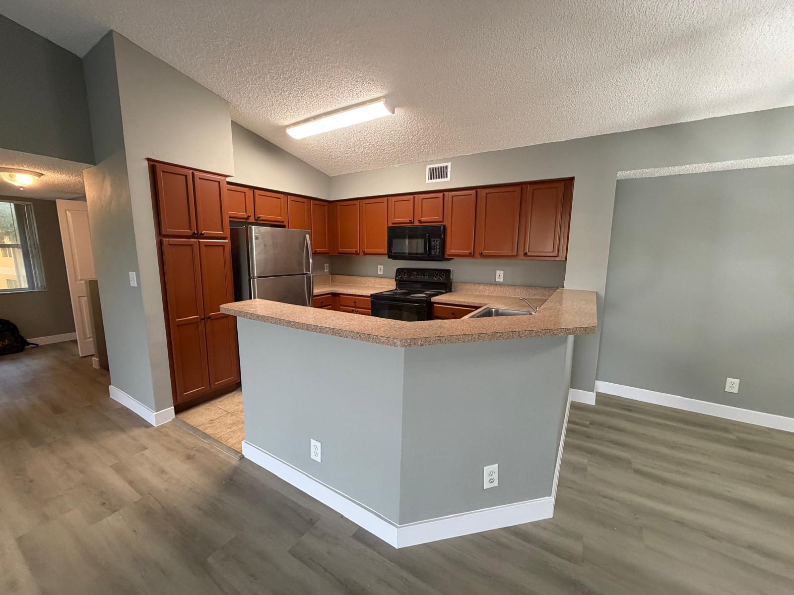 SOUTH PALM PLACE CONDO - Residential Lease