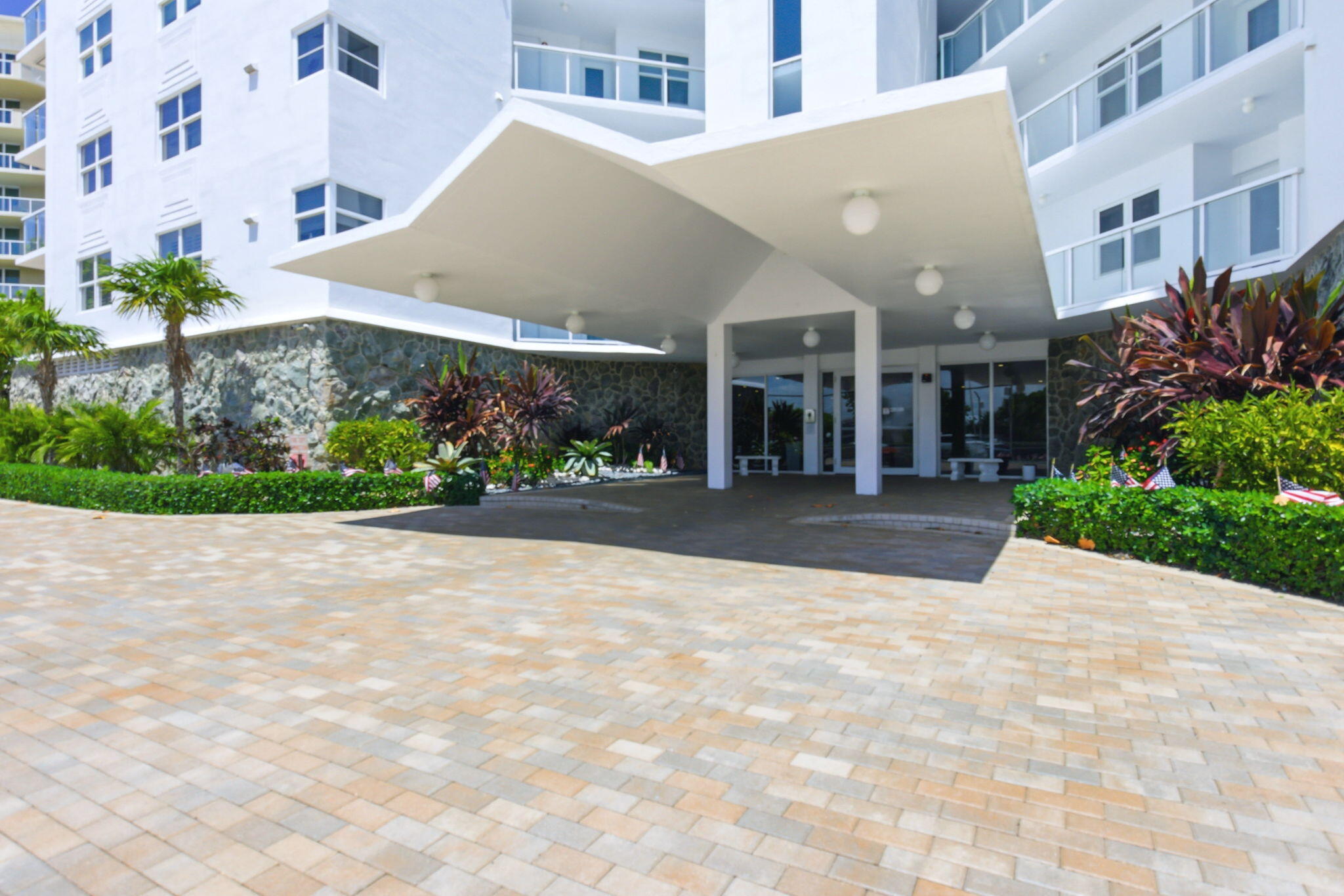 DIAMONDHEAD CONDO - Residential