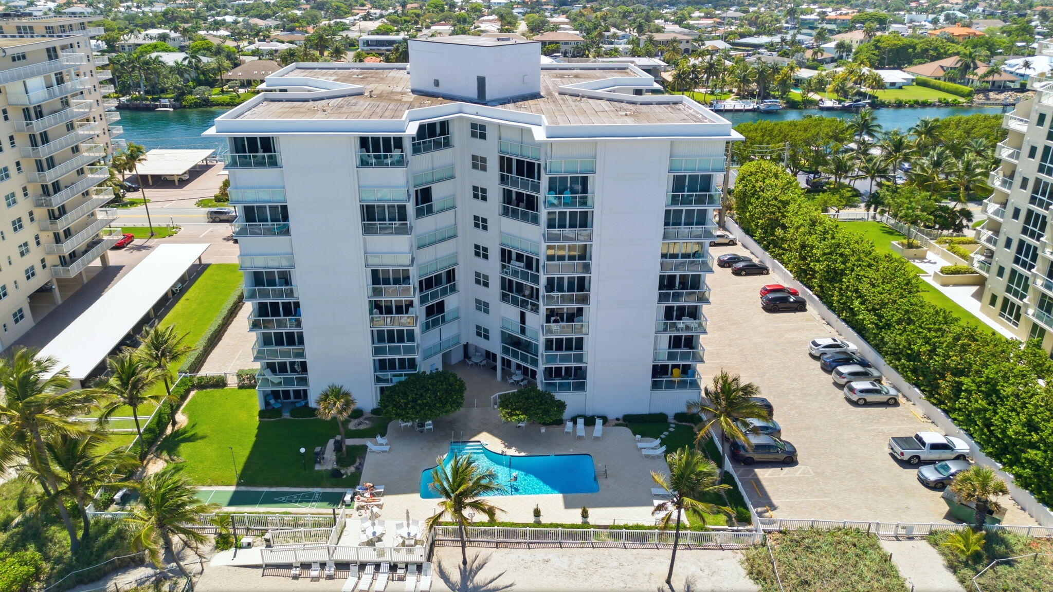 DIAMONDHEAD CONDO - Residential