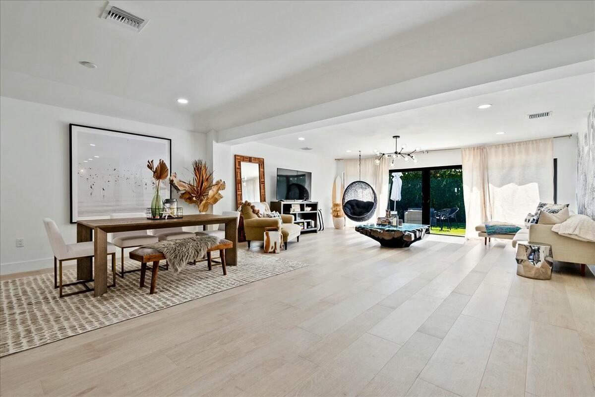 JUPITER INLET BEACH COLONY - Residential