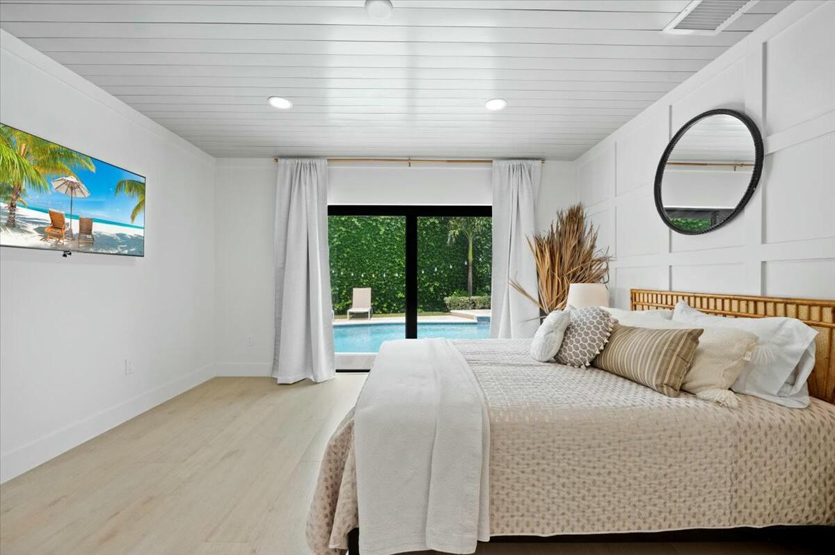 JUPITER INLET BEACH COLONY - Residential
