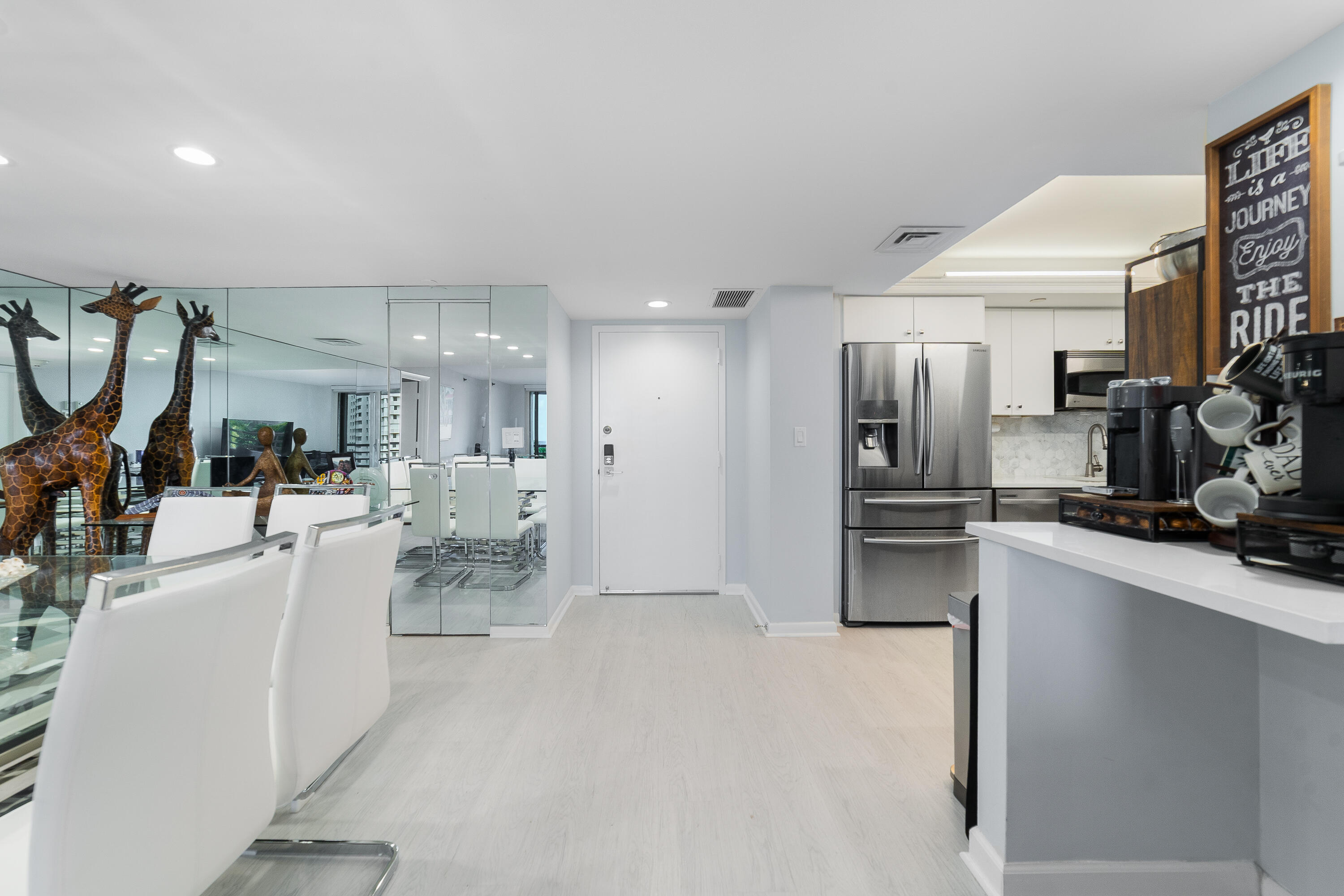 SEA RANCH CLUB OF BOCA III CONDO - Residential