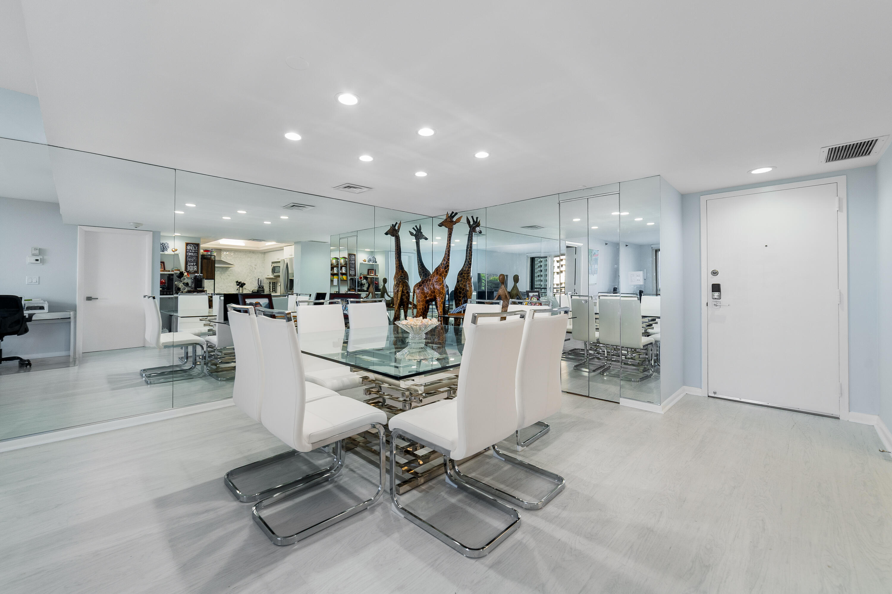 SEA RANCH CLUB OF BOCA III CONDO - Residential