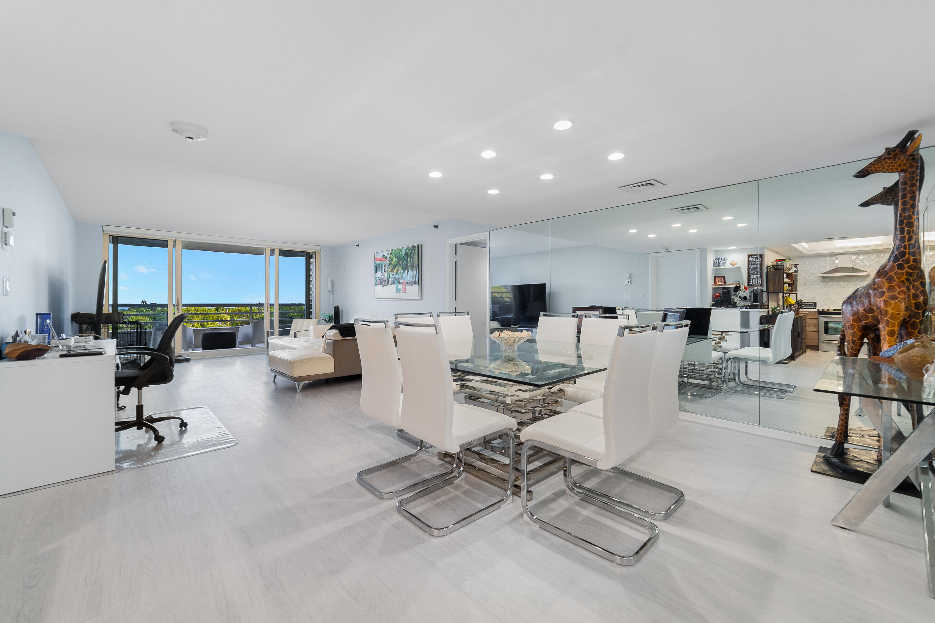 SEA RANCH CLUB OF BOCA III CONDO - Residential