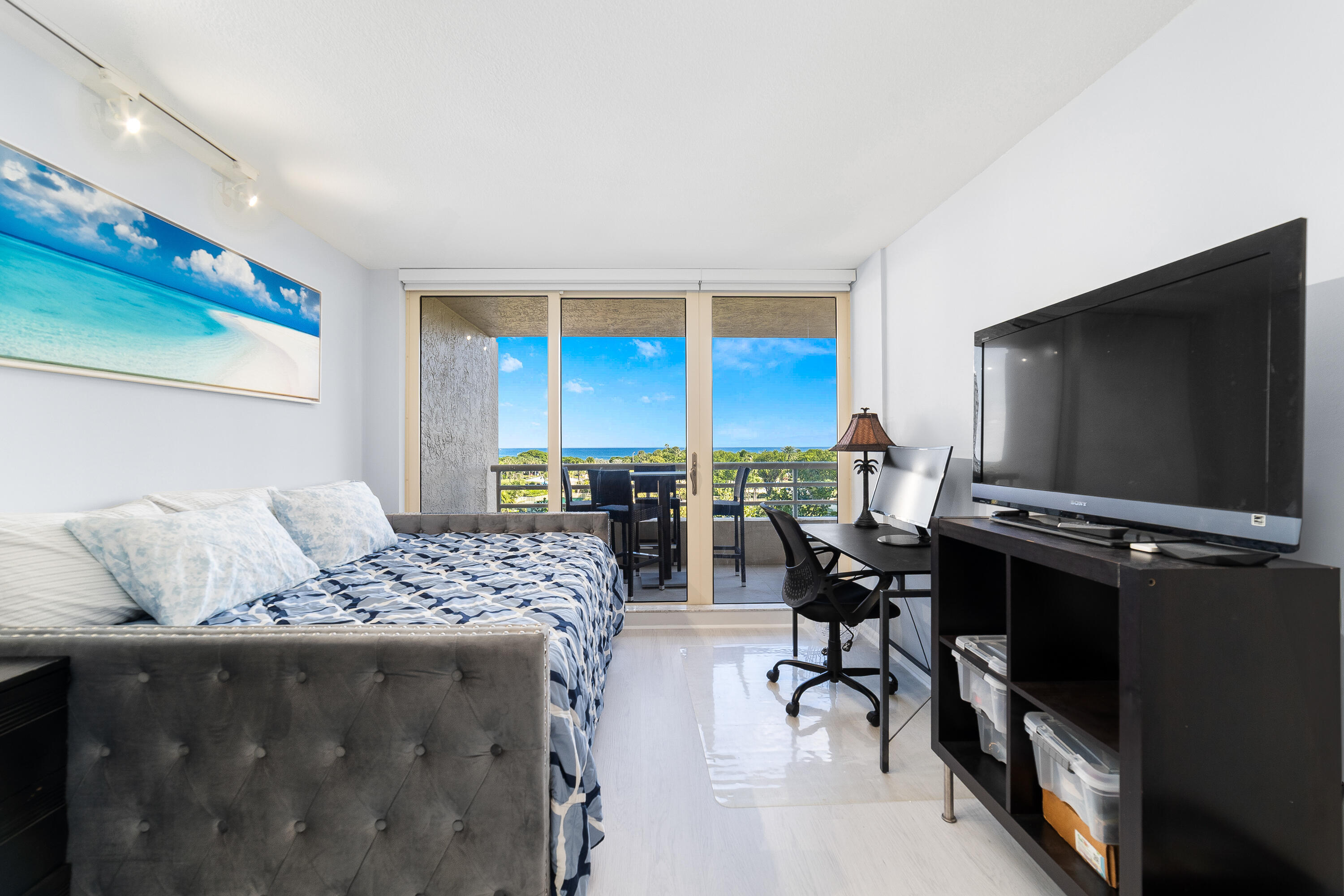 SEA RANCH CLUB OF BOCA III CONDO - Residential