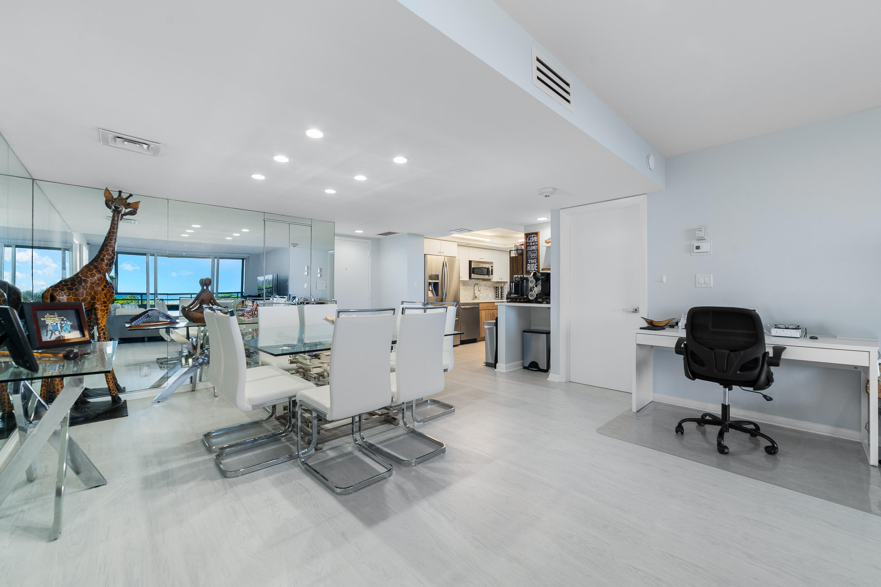 SEA RANCH CLUB OF BOCA III CONDO - Residential