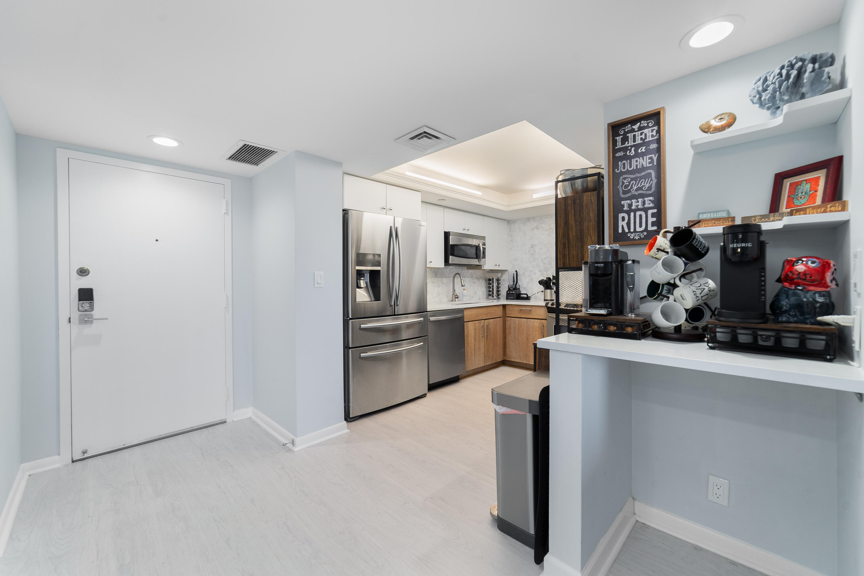 SEA RANCH CLUB OF BOCA III CONDO - Residential