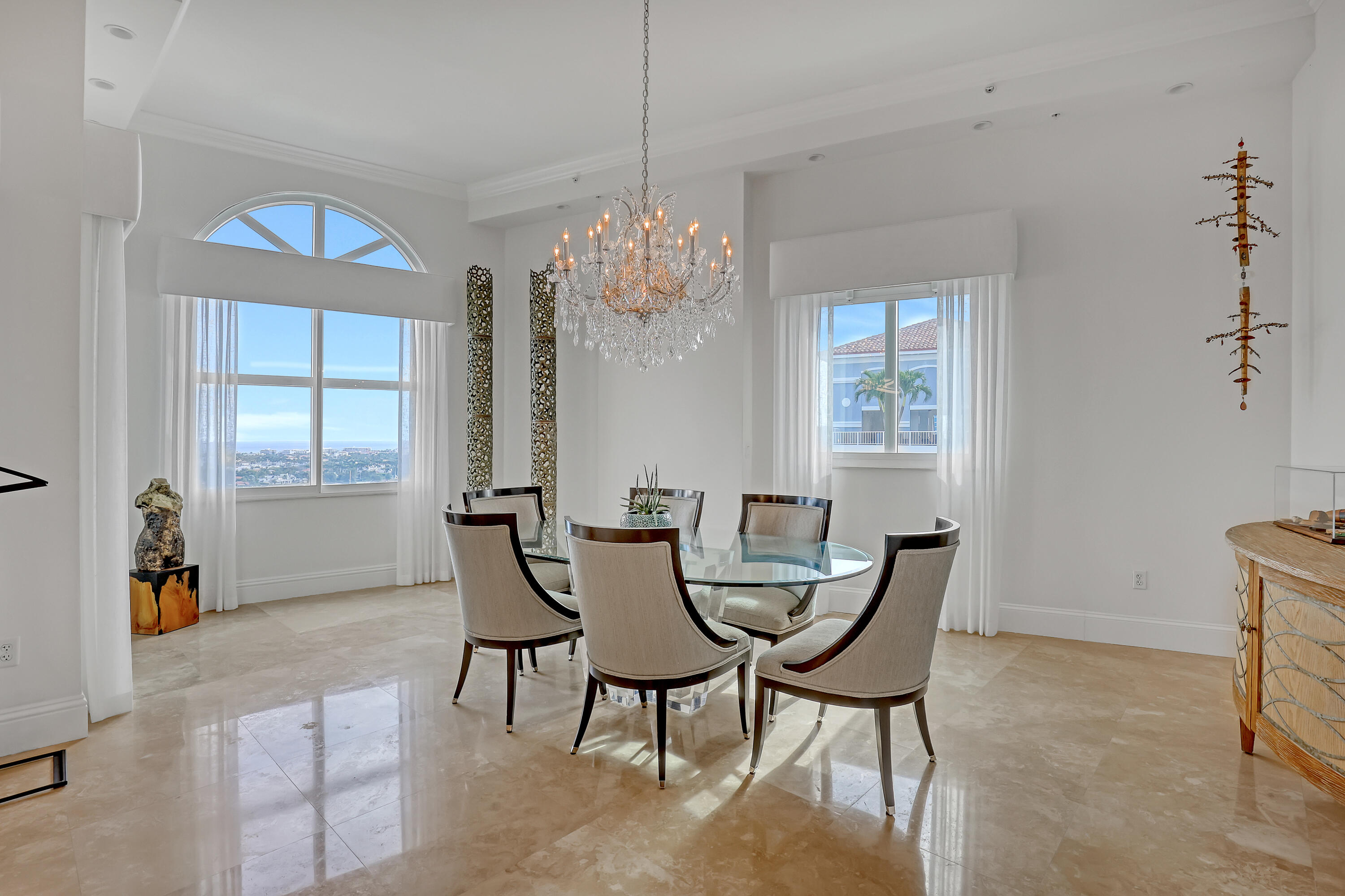 ESPLANADE GRANDE CONDO - Residential