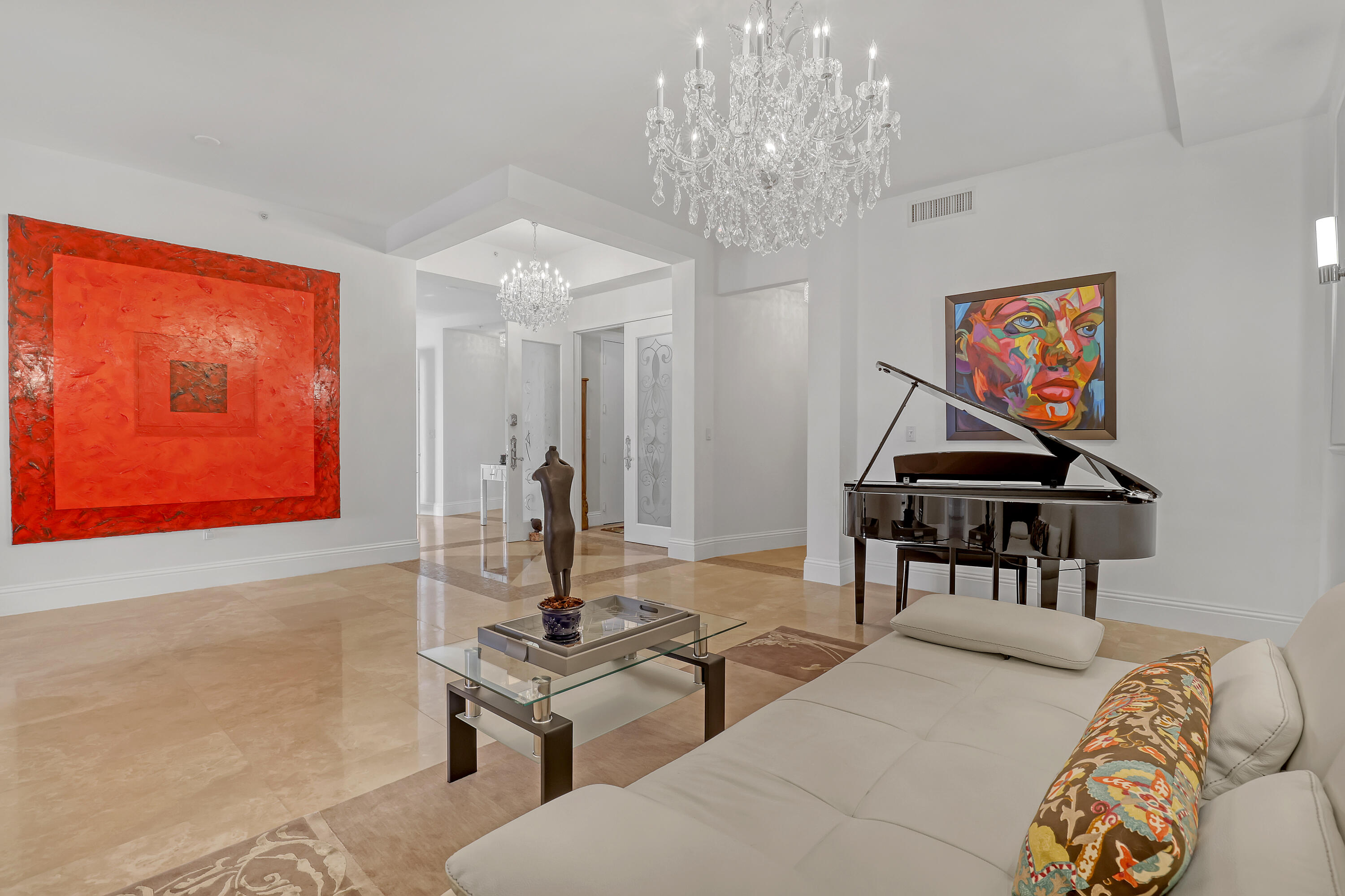 ESPLANADE GRANDE CONDO - Residential