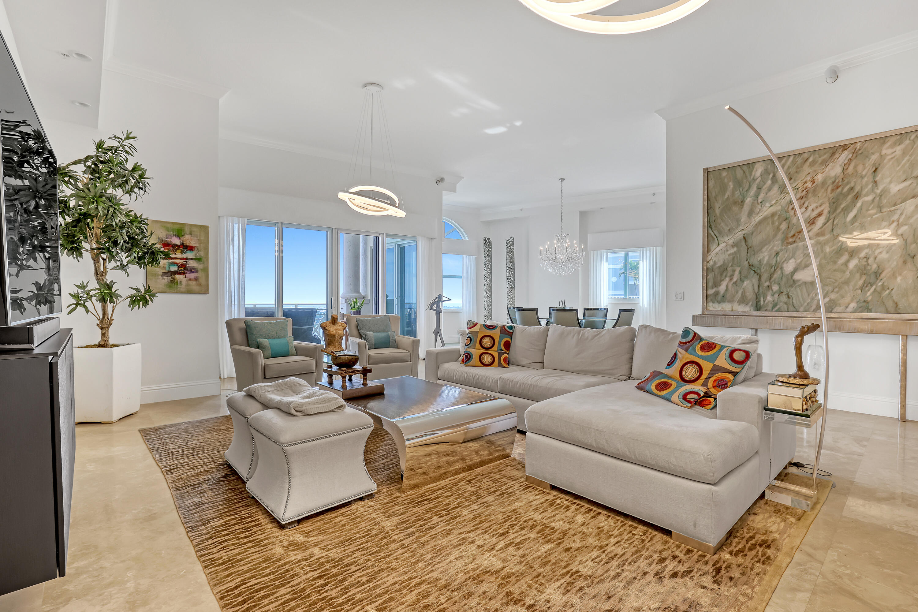 ESPLANADE GRANDE CONDO - Residential