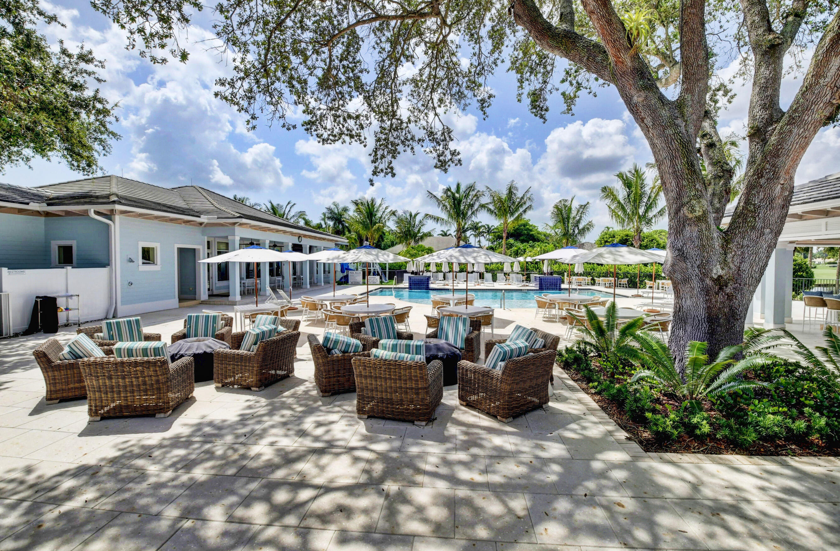 DELRAY DUNES FIRST SEC - Residential