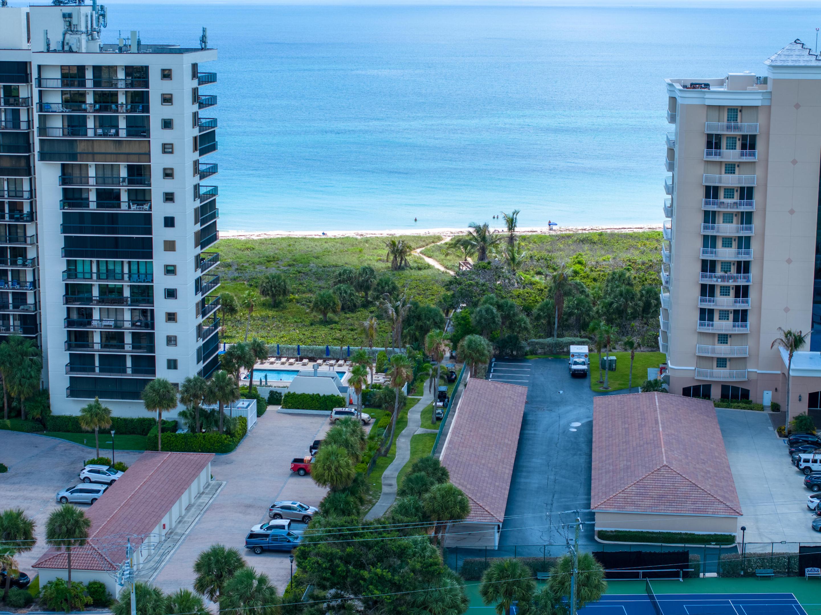 LAKESHORE AT SANDS, A CONDOMINIUM - Residential